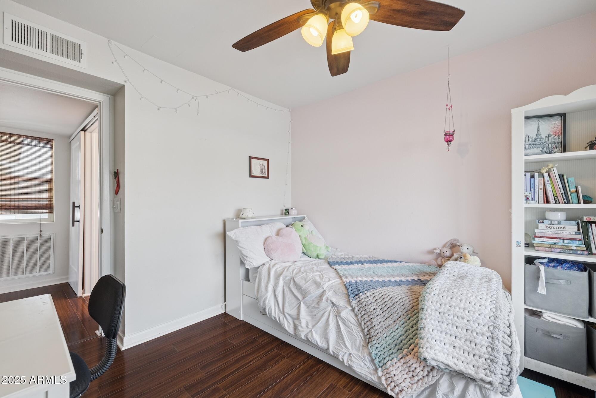 4801 E EUCLID Avenue 2