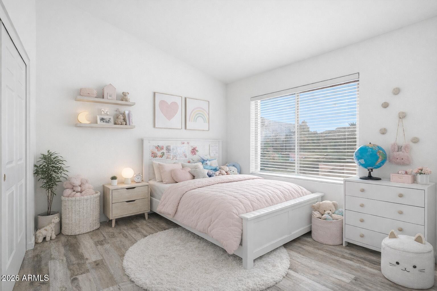 1338 E SUNBURST Lane