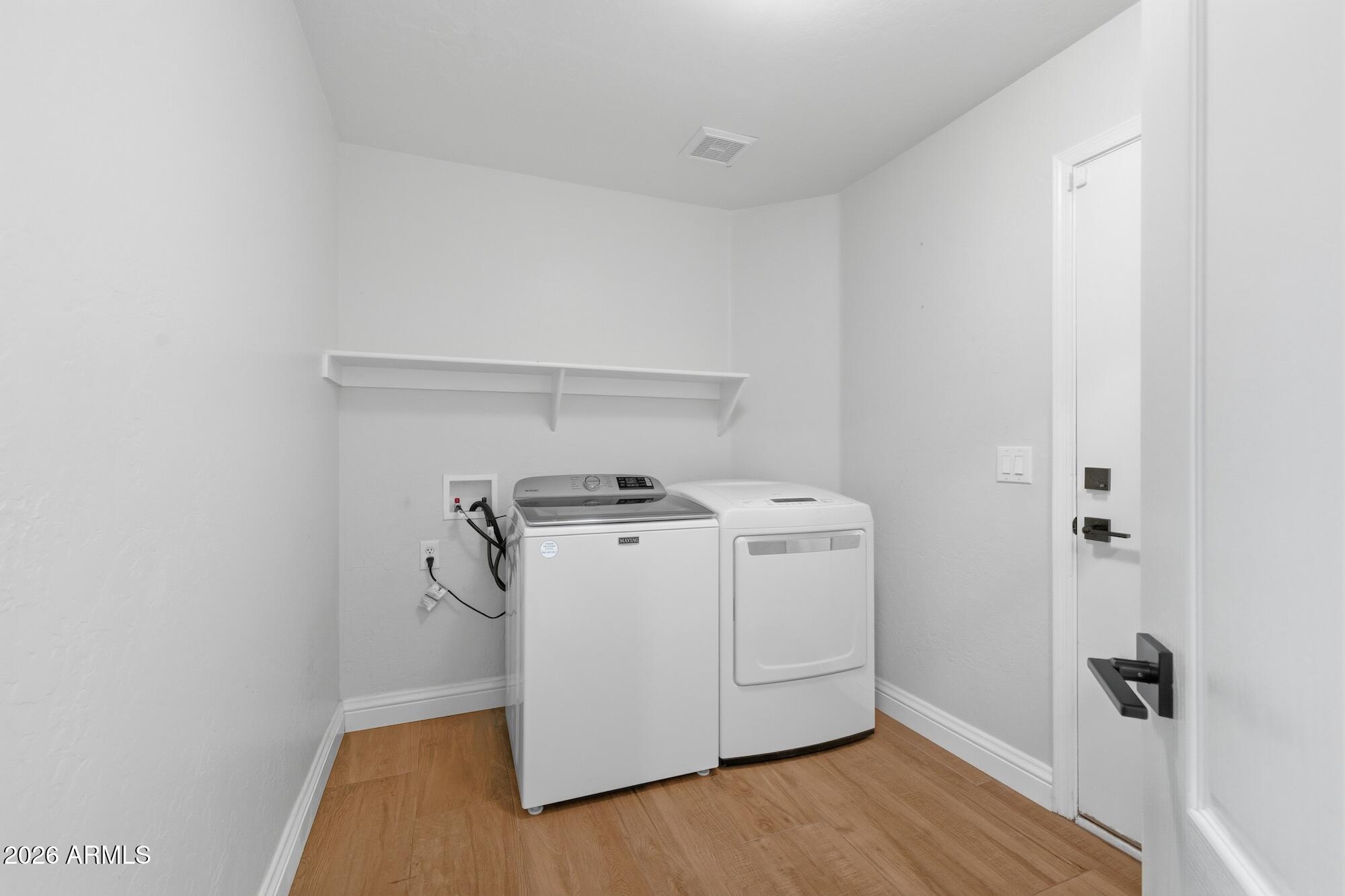 1811 W WISTERIA Drive