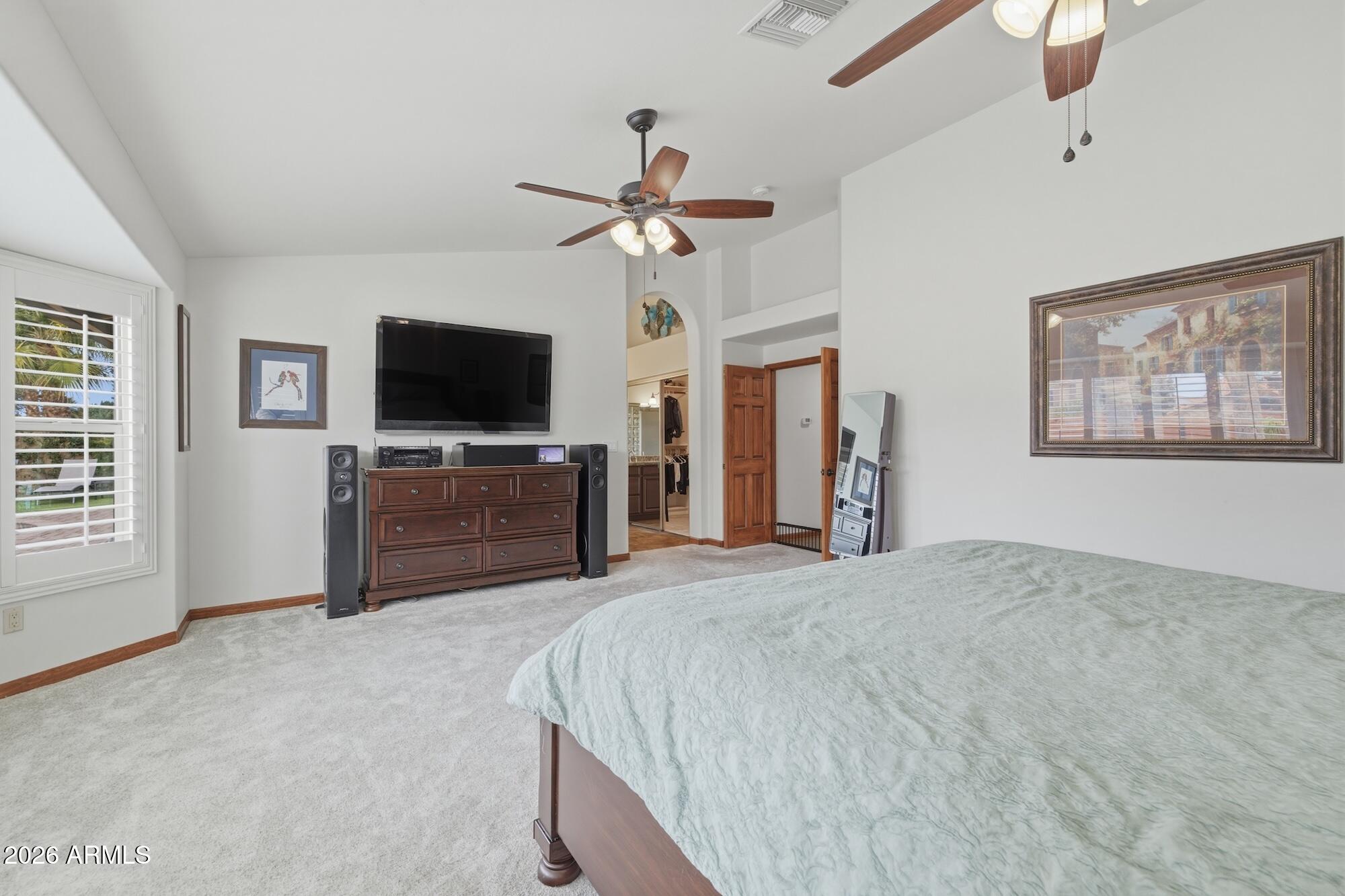 1117 W LAKERIDGE Drive