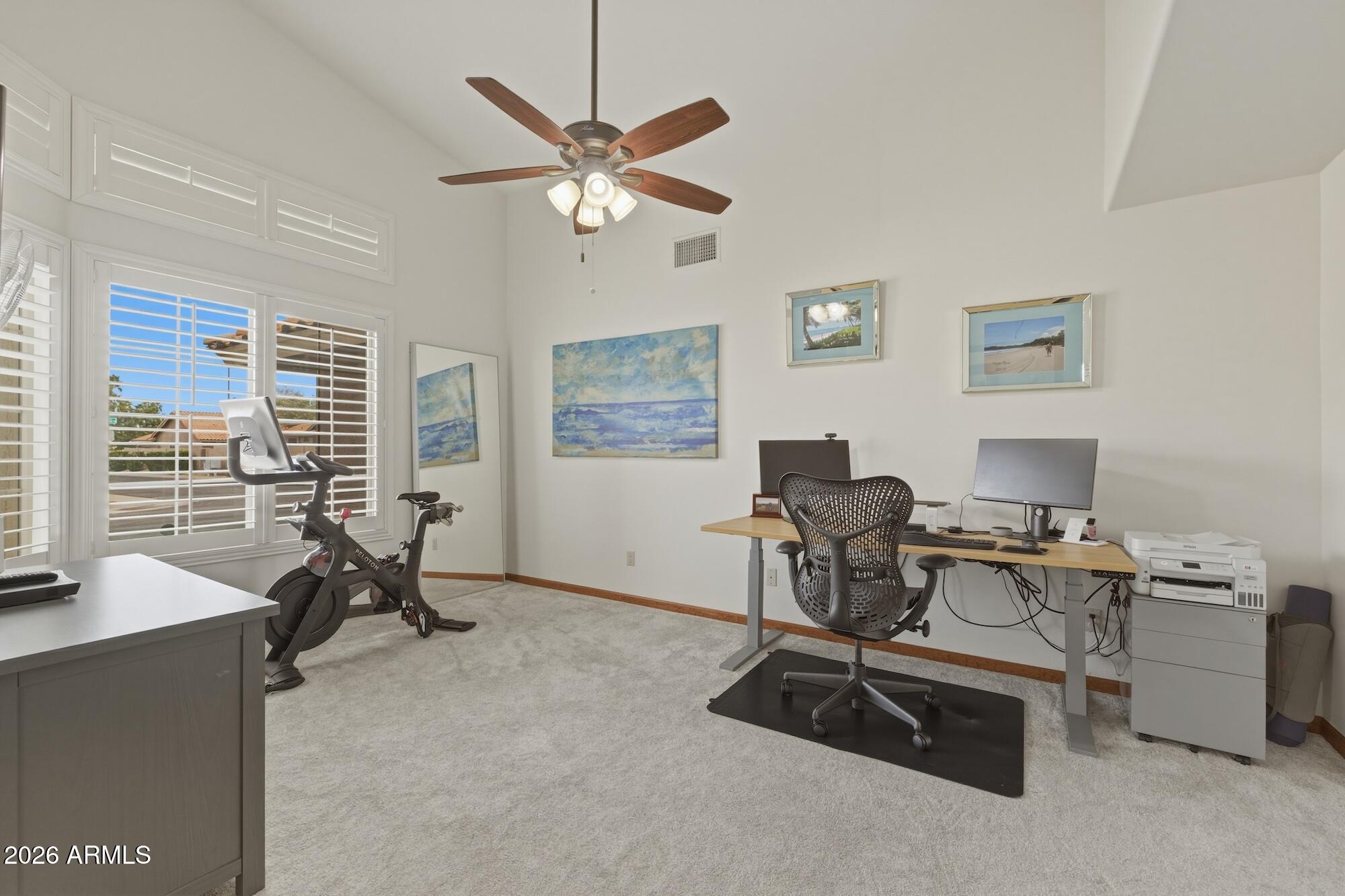 1117 W LAKERIDGE Drive