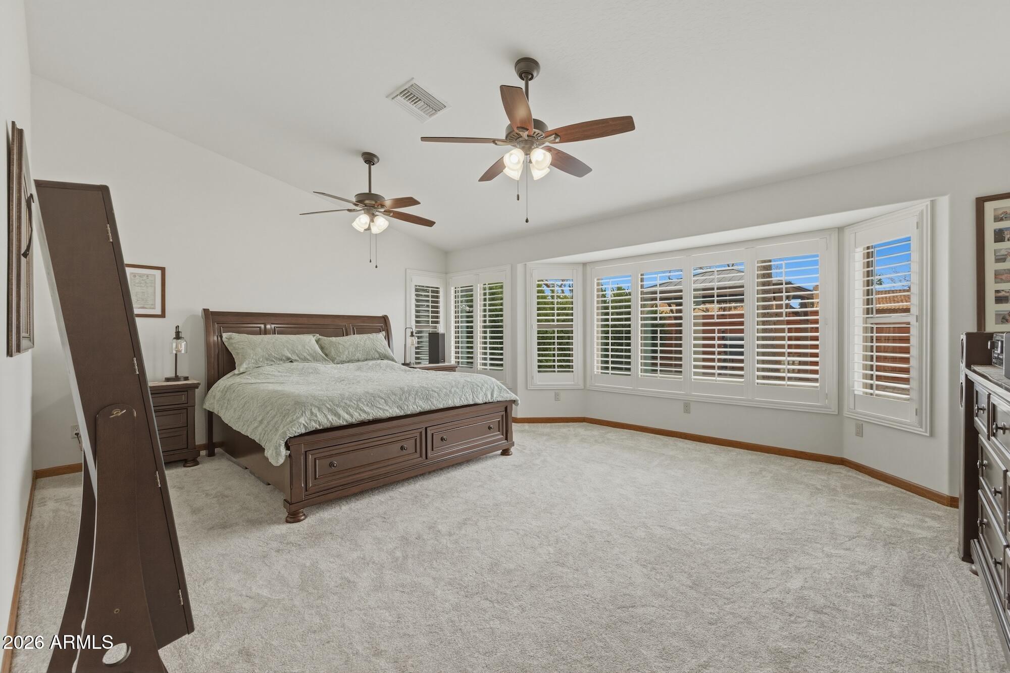 1117 W LAKERIDGE Drive