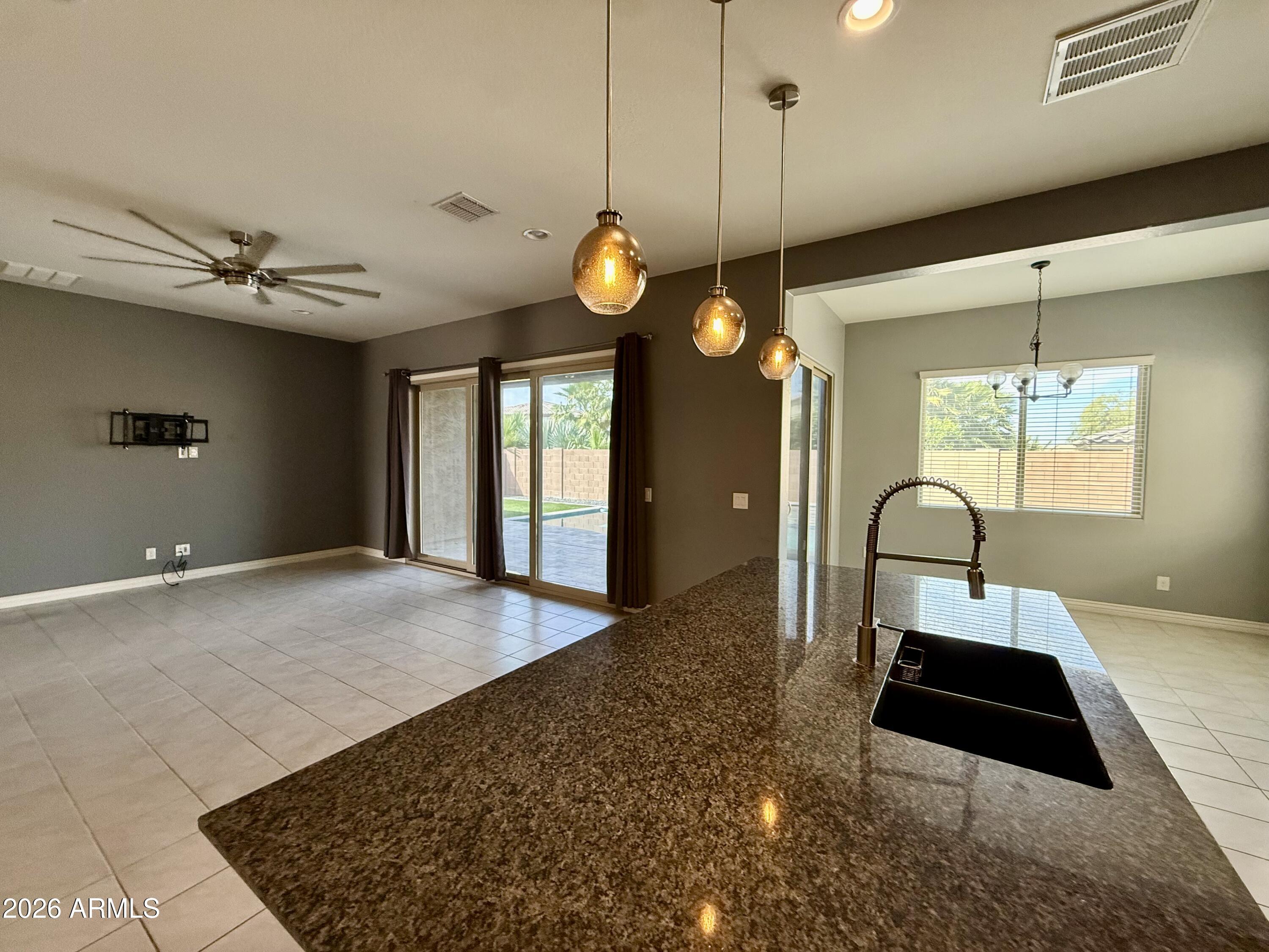 7306 S LANCASTER Street