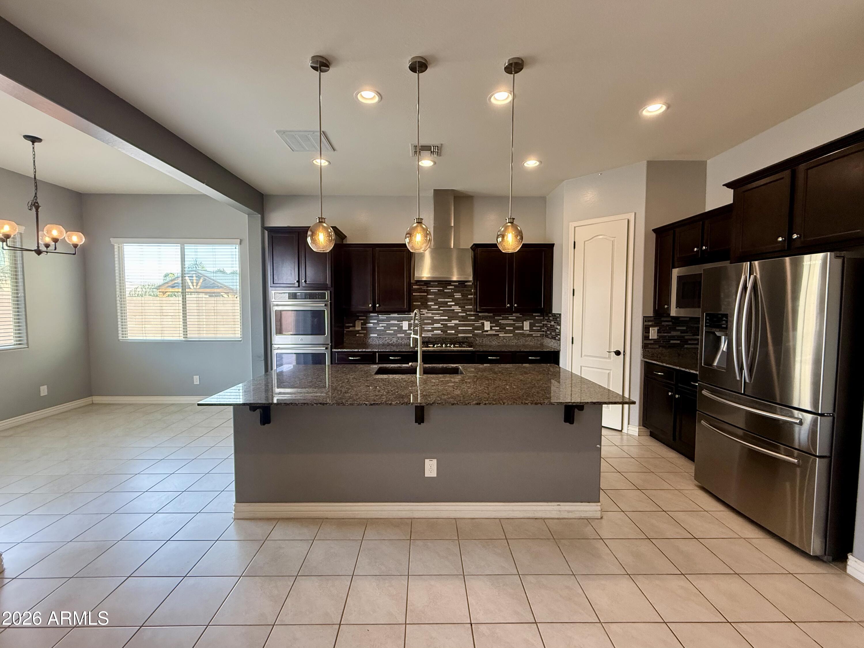 7306 S LANCASTER Street