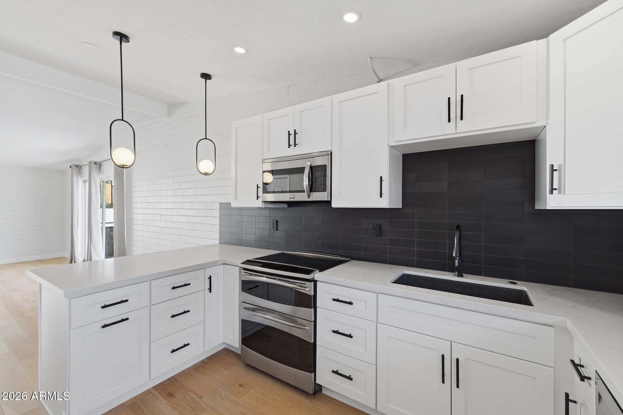 3505 E CAMPBELL Avenue 21