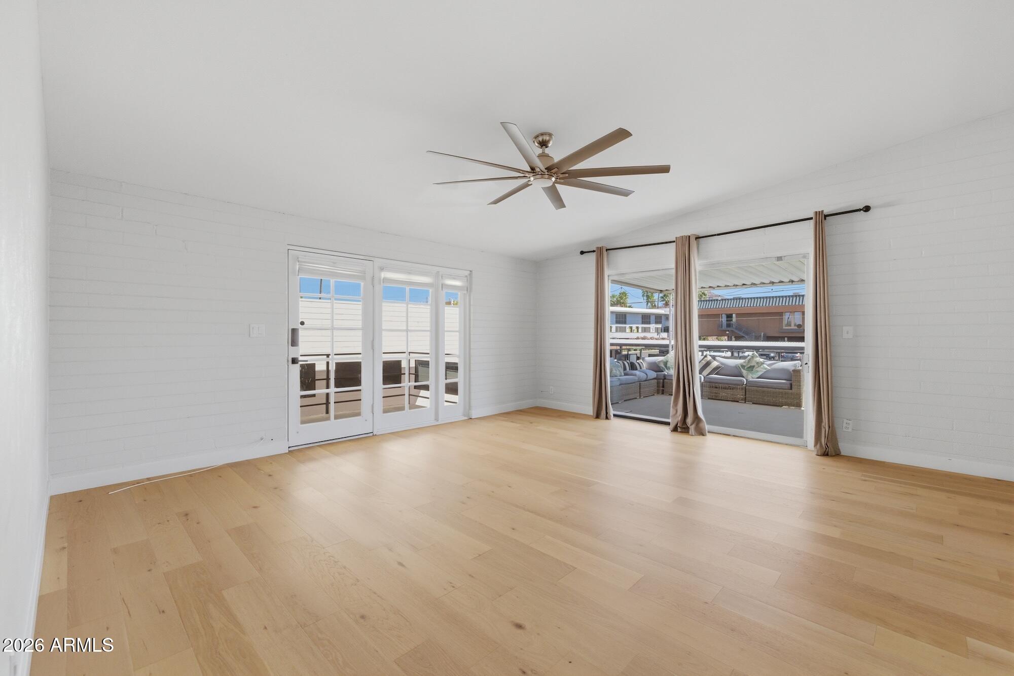 3505 E CAMPBELL Avenue 21