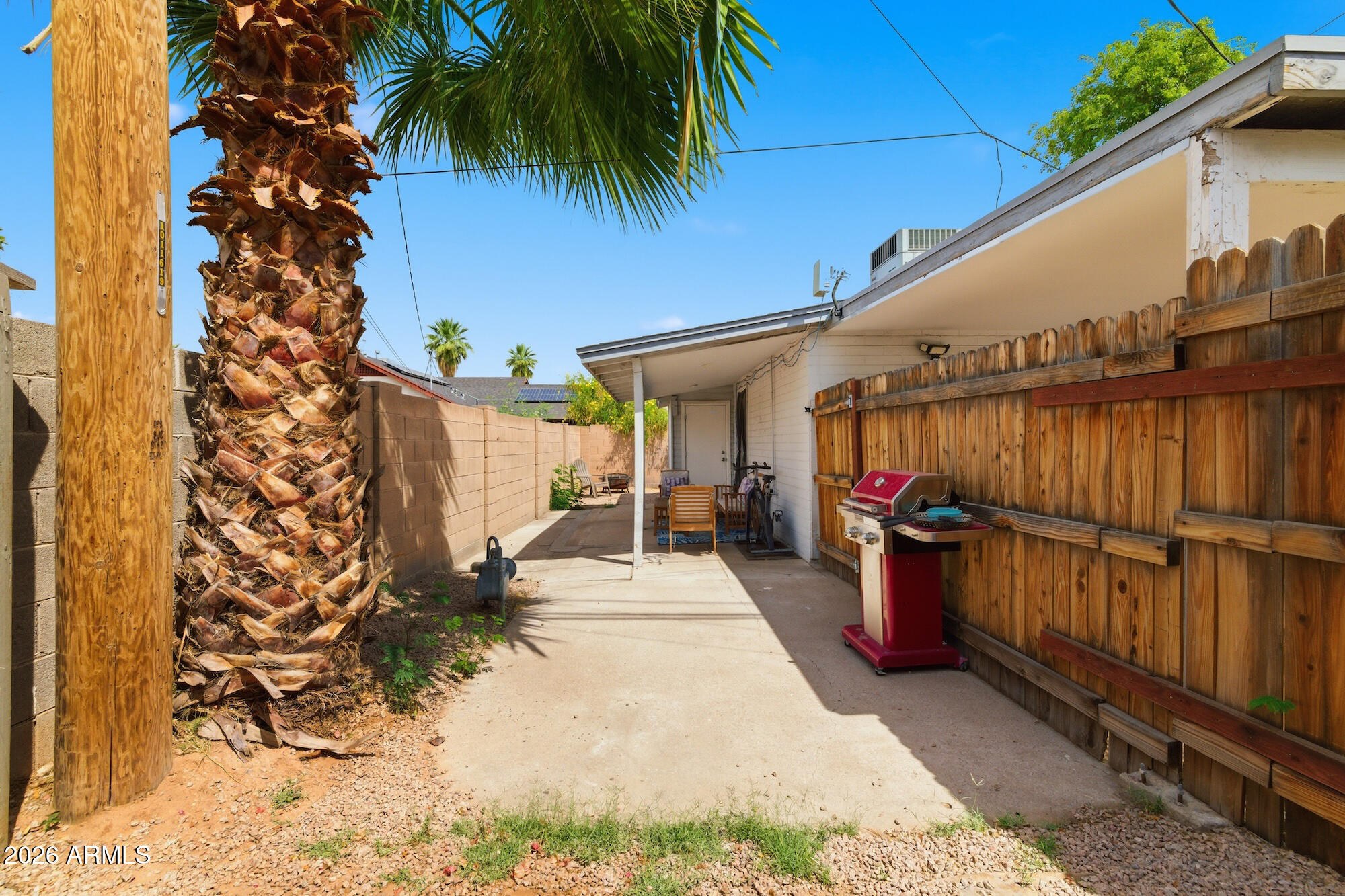 1124 N 14TH Street