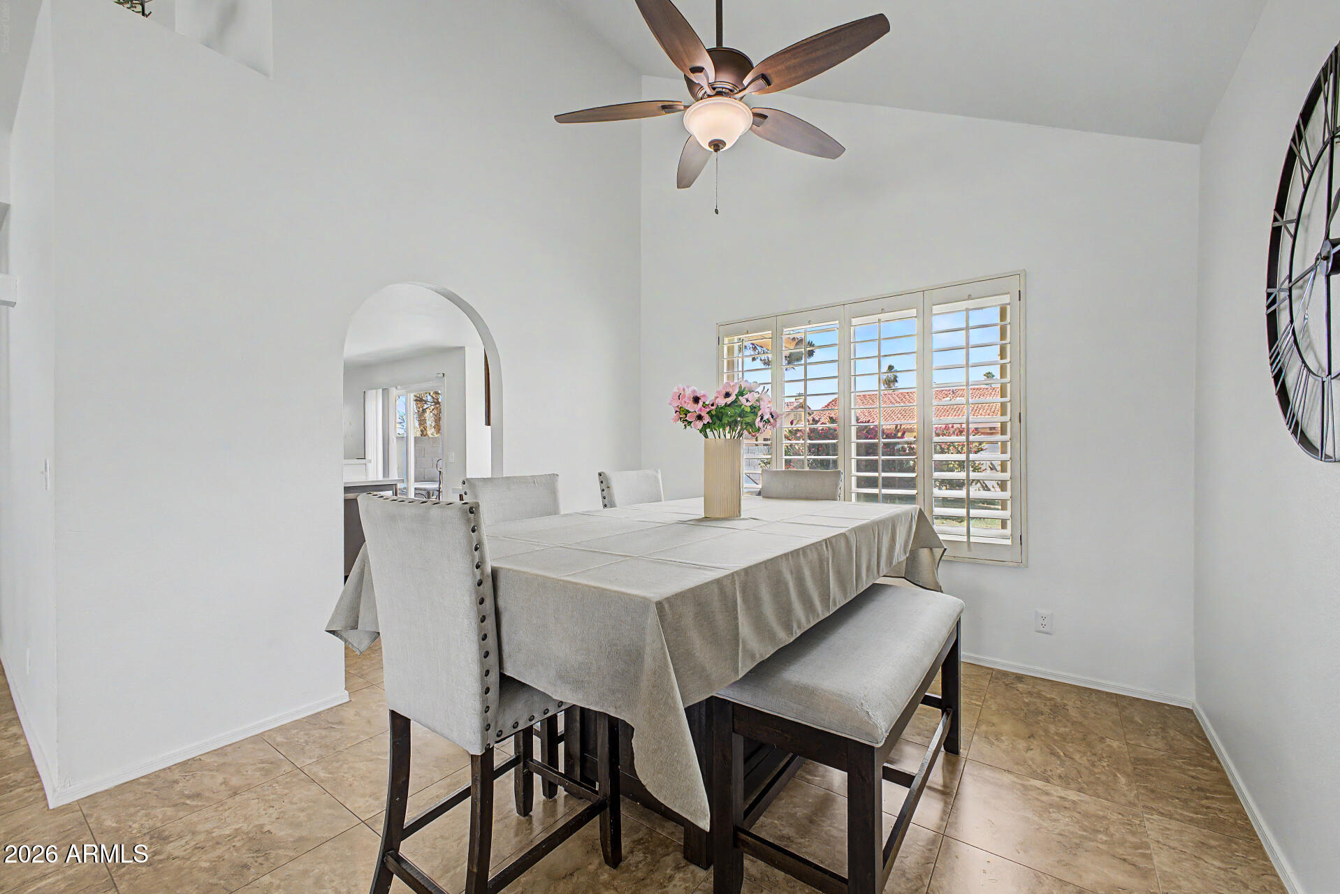 1238 W SEASHORE Drive