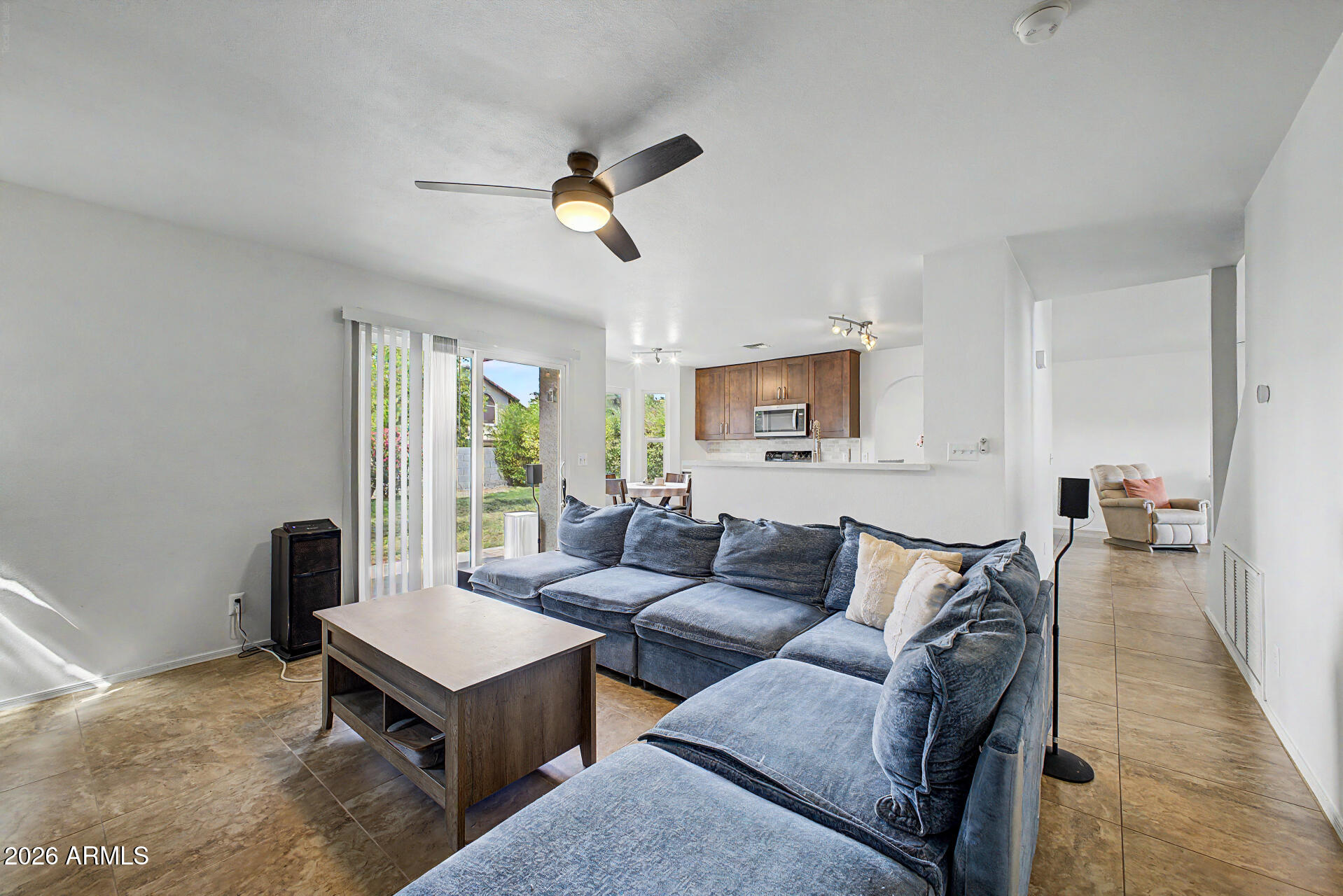 1238 W SEASHORE Drive