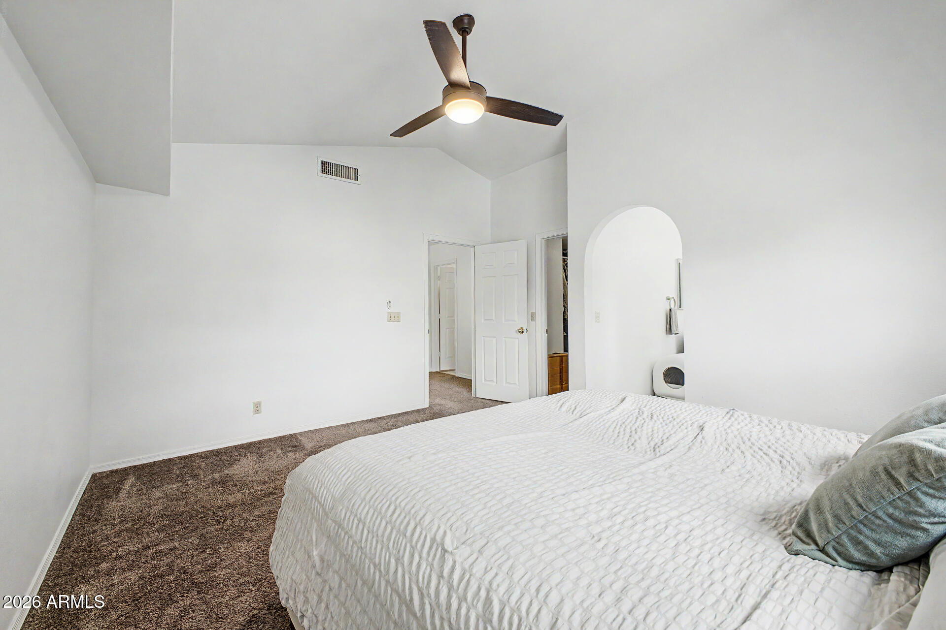1238 W SEASHORE Drive