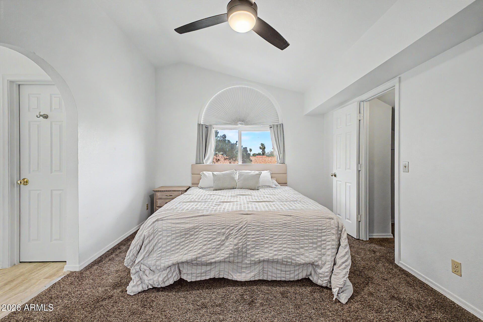 1238 W SEASHORE Drive