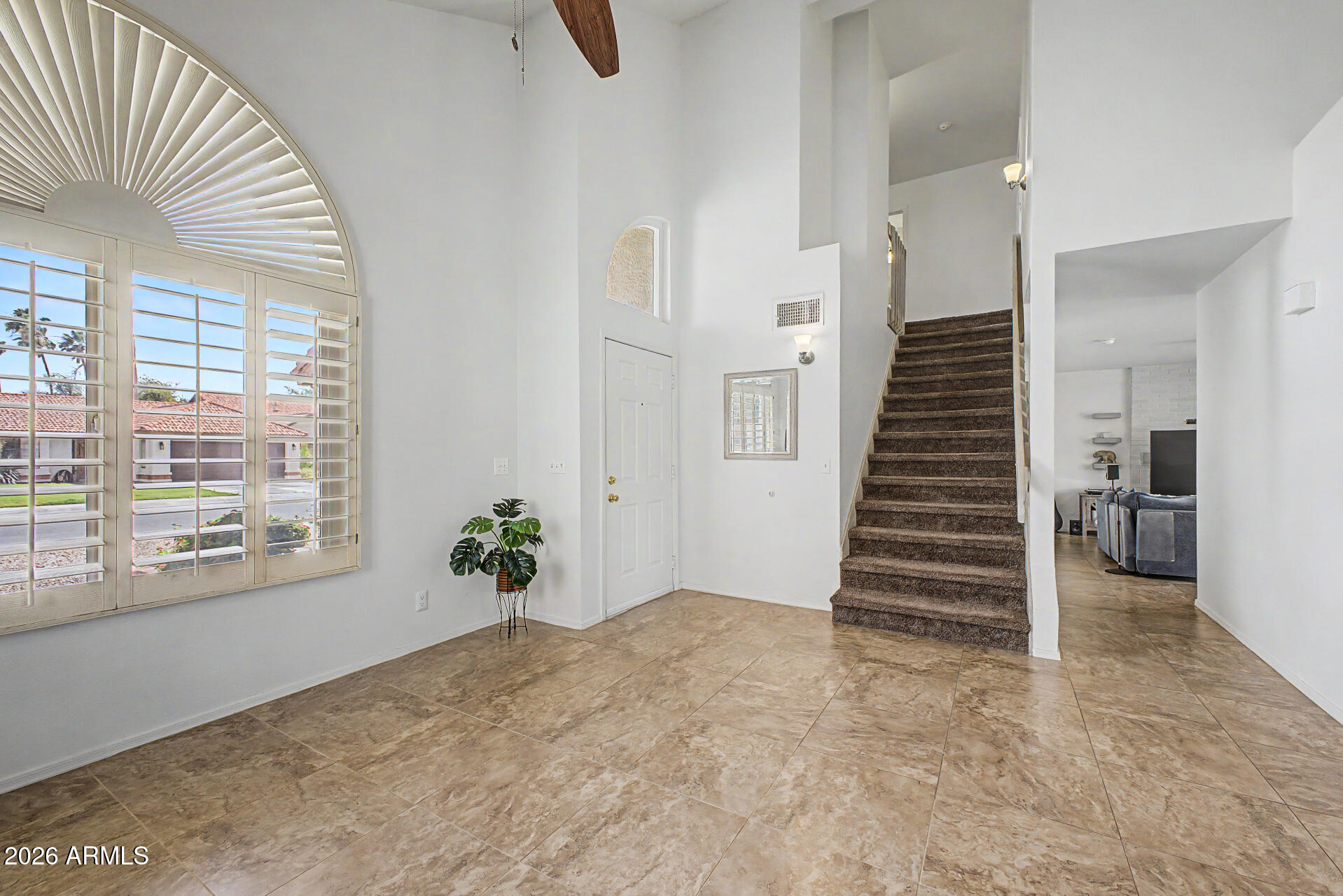 1238 W SEASHORE Drive