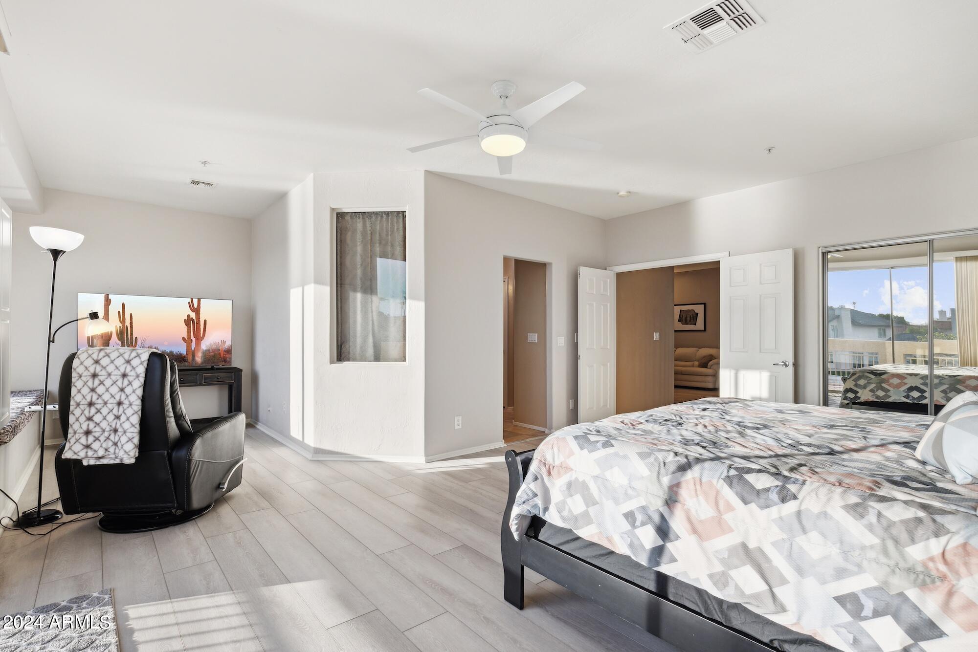 1438 W CORAL REEF Drive