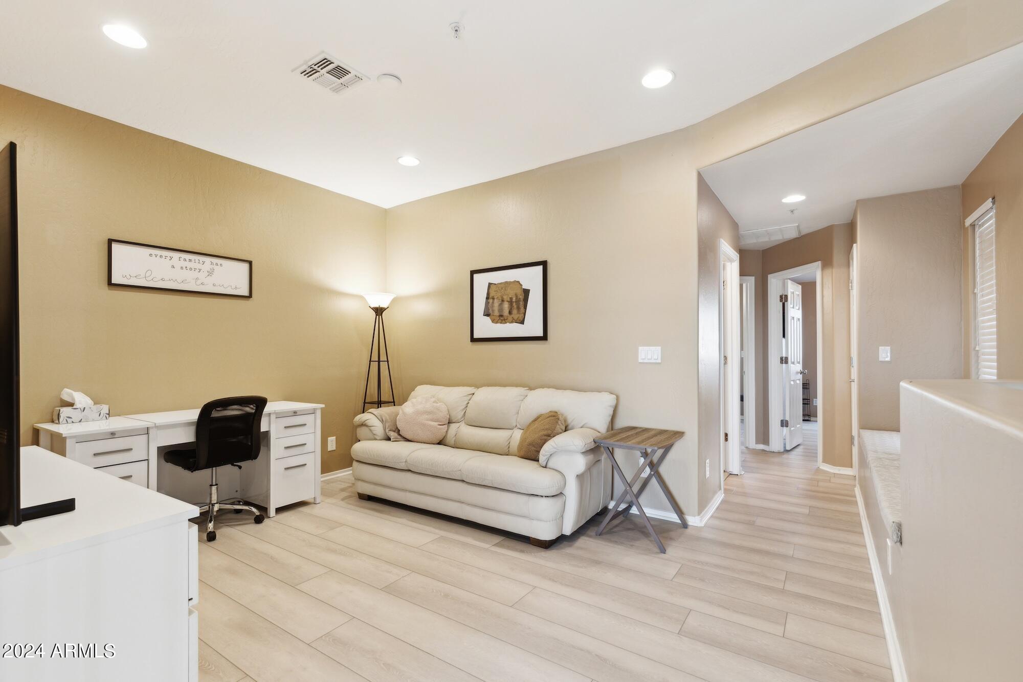 1438 W CORAL REEF Drive