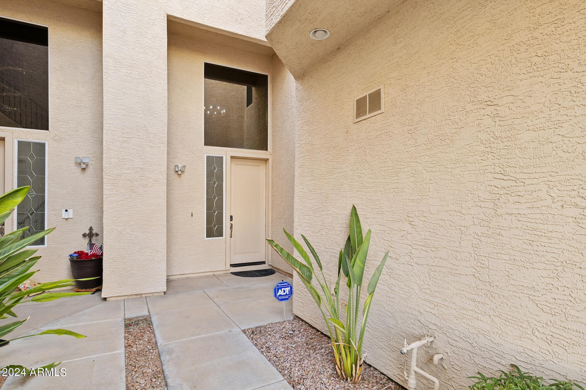 1438 W CORAL REEF Drive