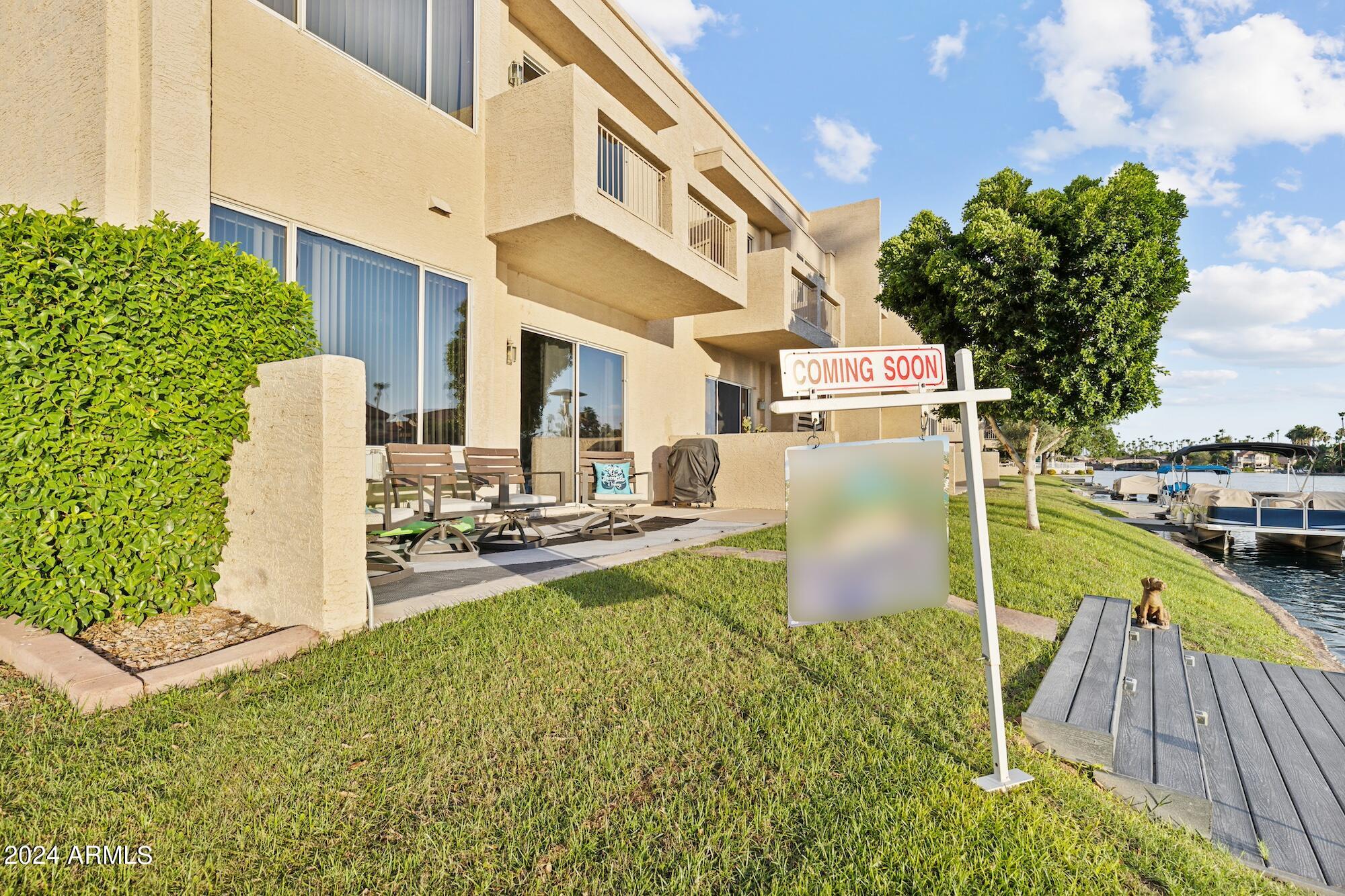 1438 W CORAL REEF Drive