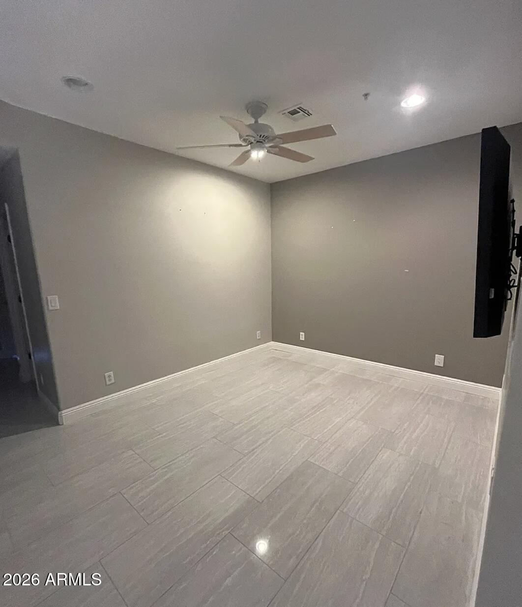 1442 W CORAL REEF Drive
