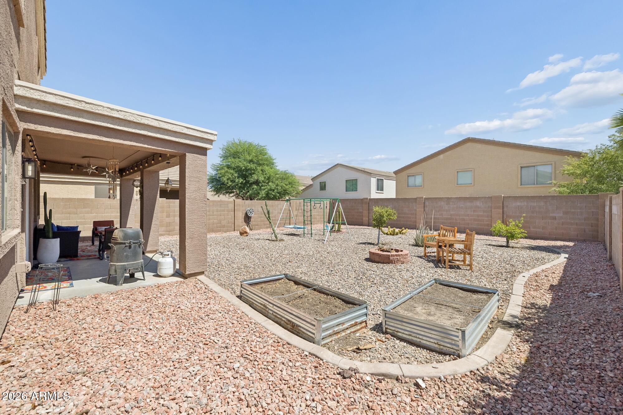 43760 W MAGNOLIA Road