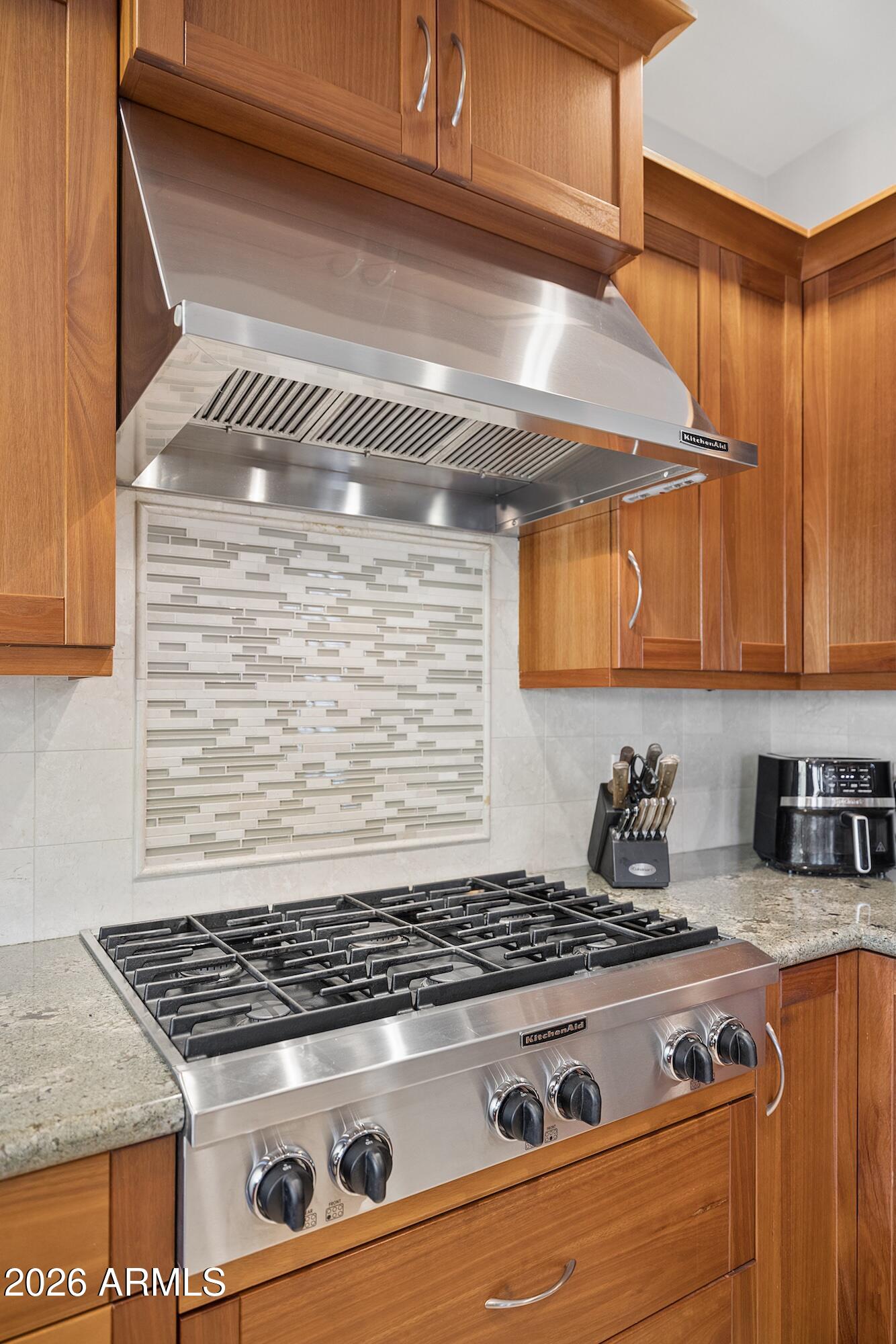 1405 W LAKE MIRAGE Court