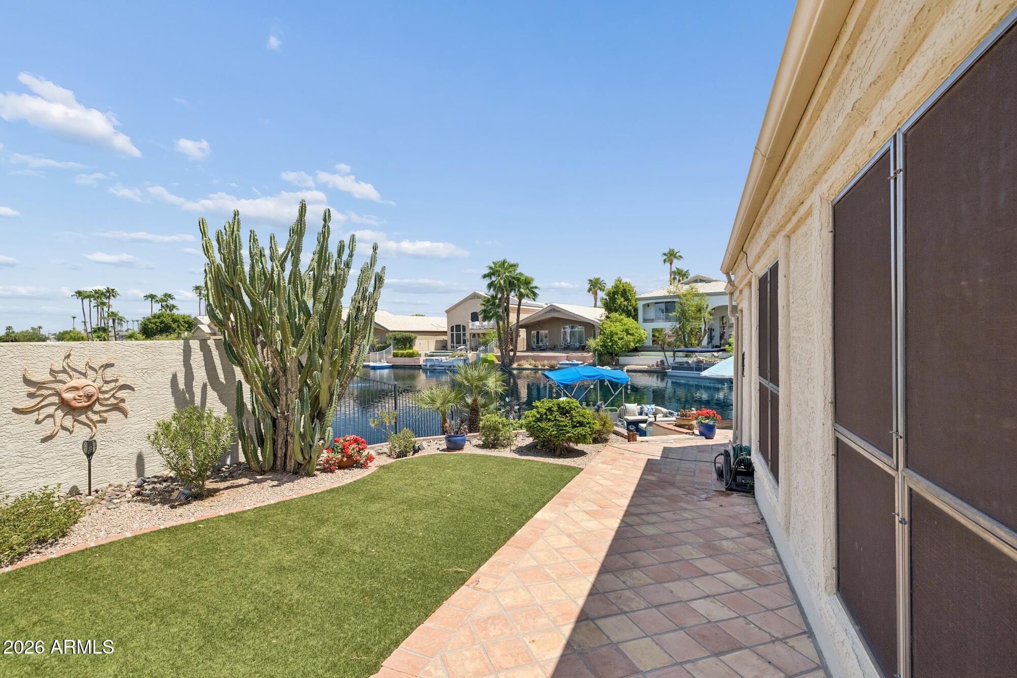 1405 W LAKE MIRAGE Court