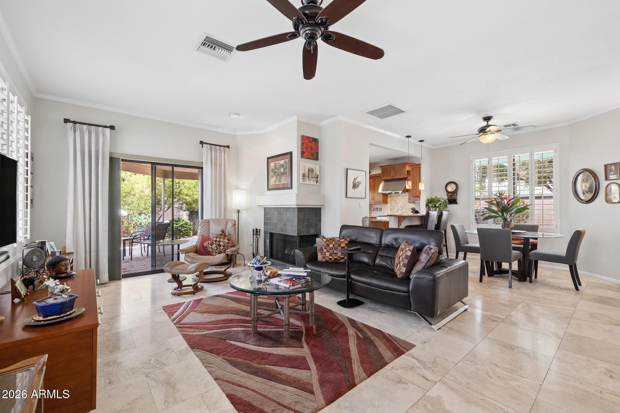 1405 W LAKE MIRAGE Court
