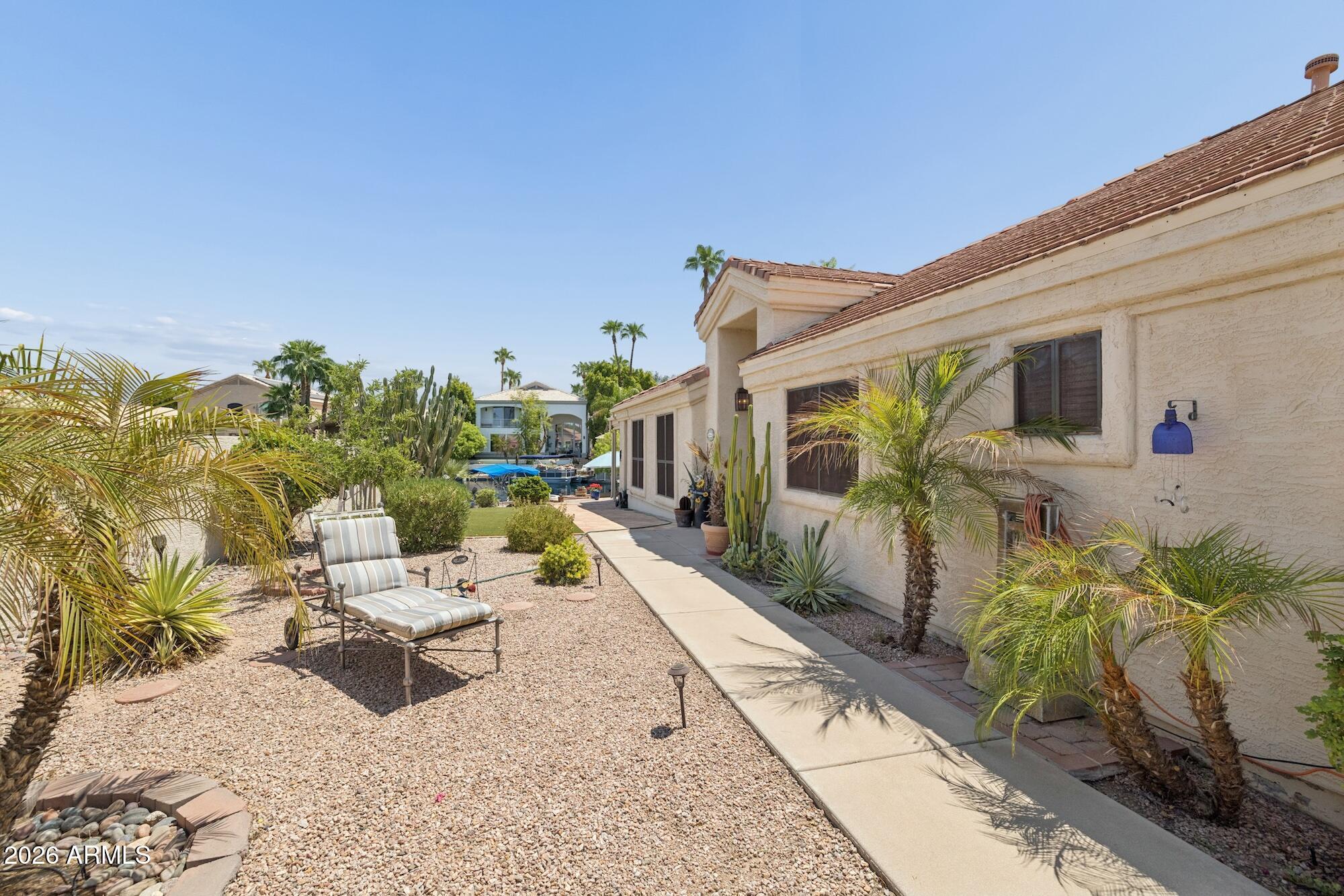 1405 W LAKE MIRAGE Court