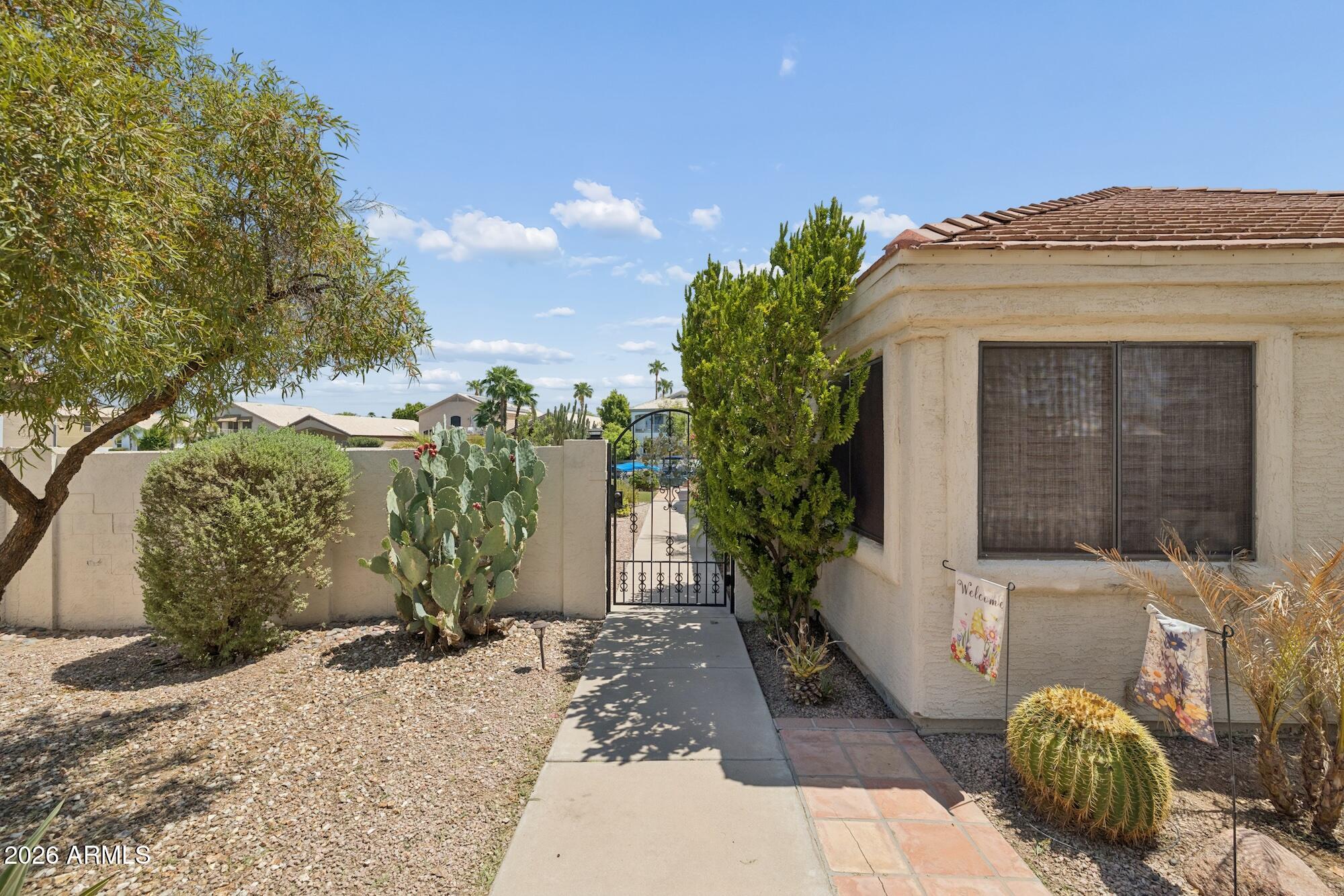 1405 W LAKE MIRAGE Court