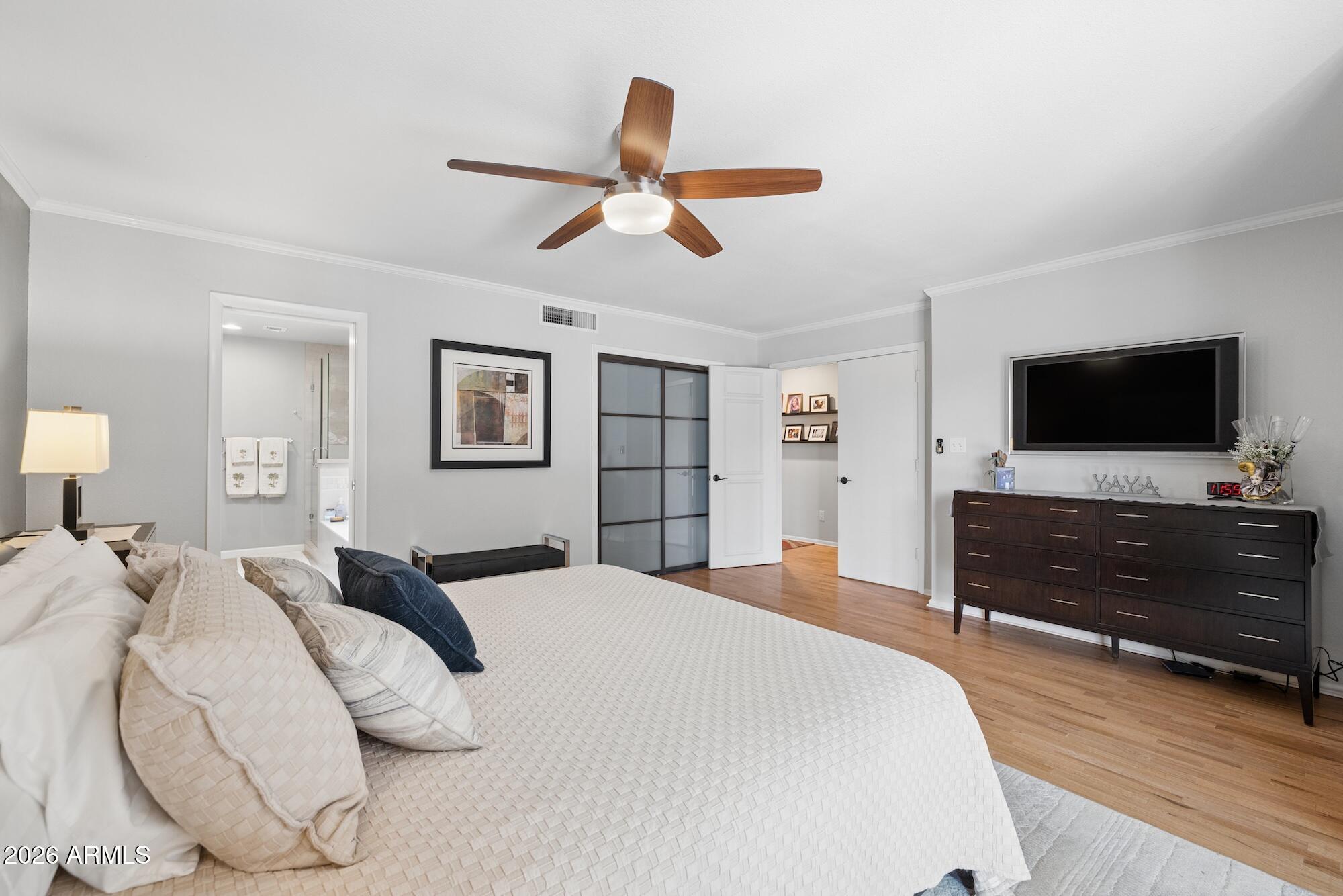 1405 W LAKE MIRAGE Court