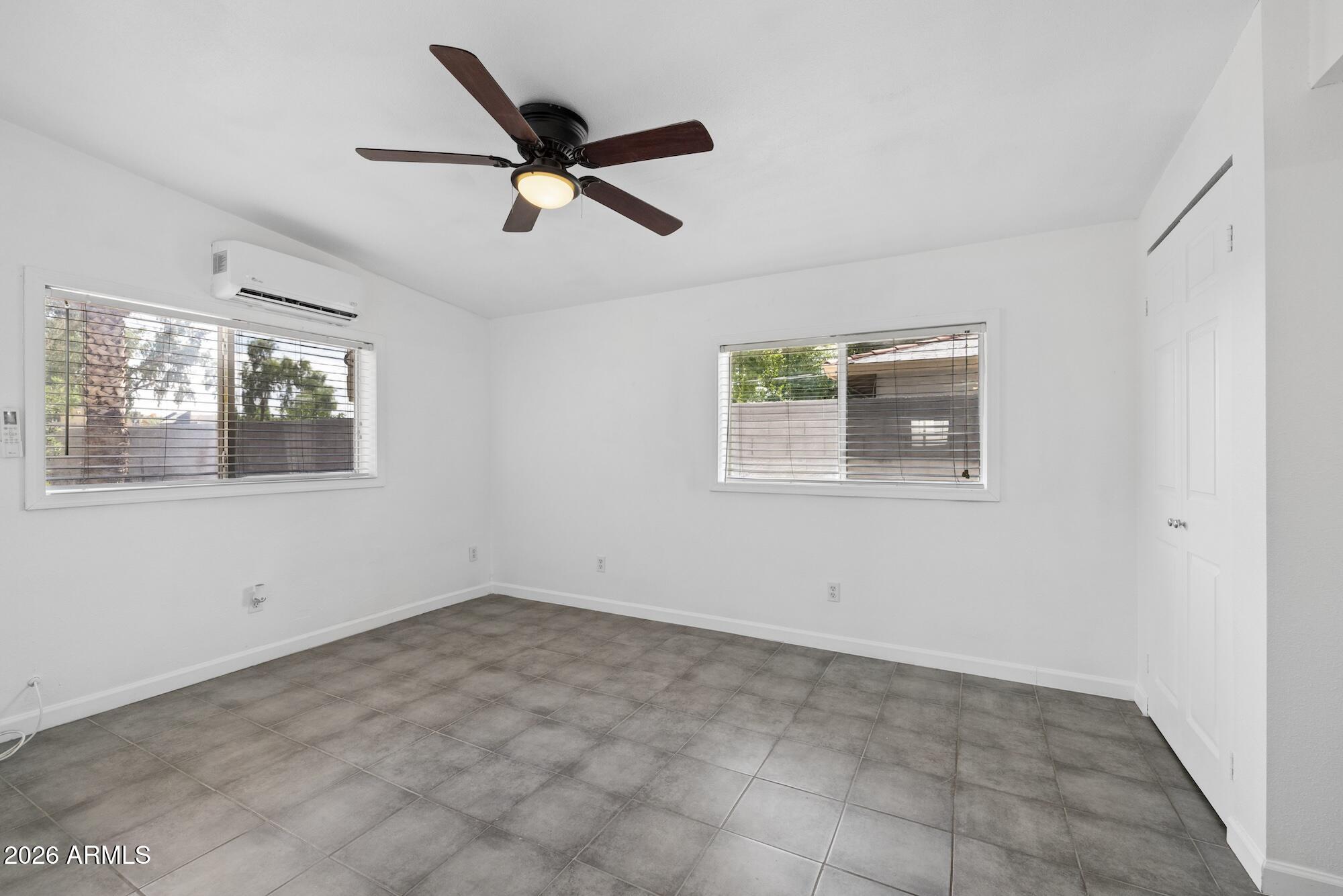 1611 E CEDAR Street