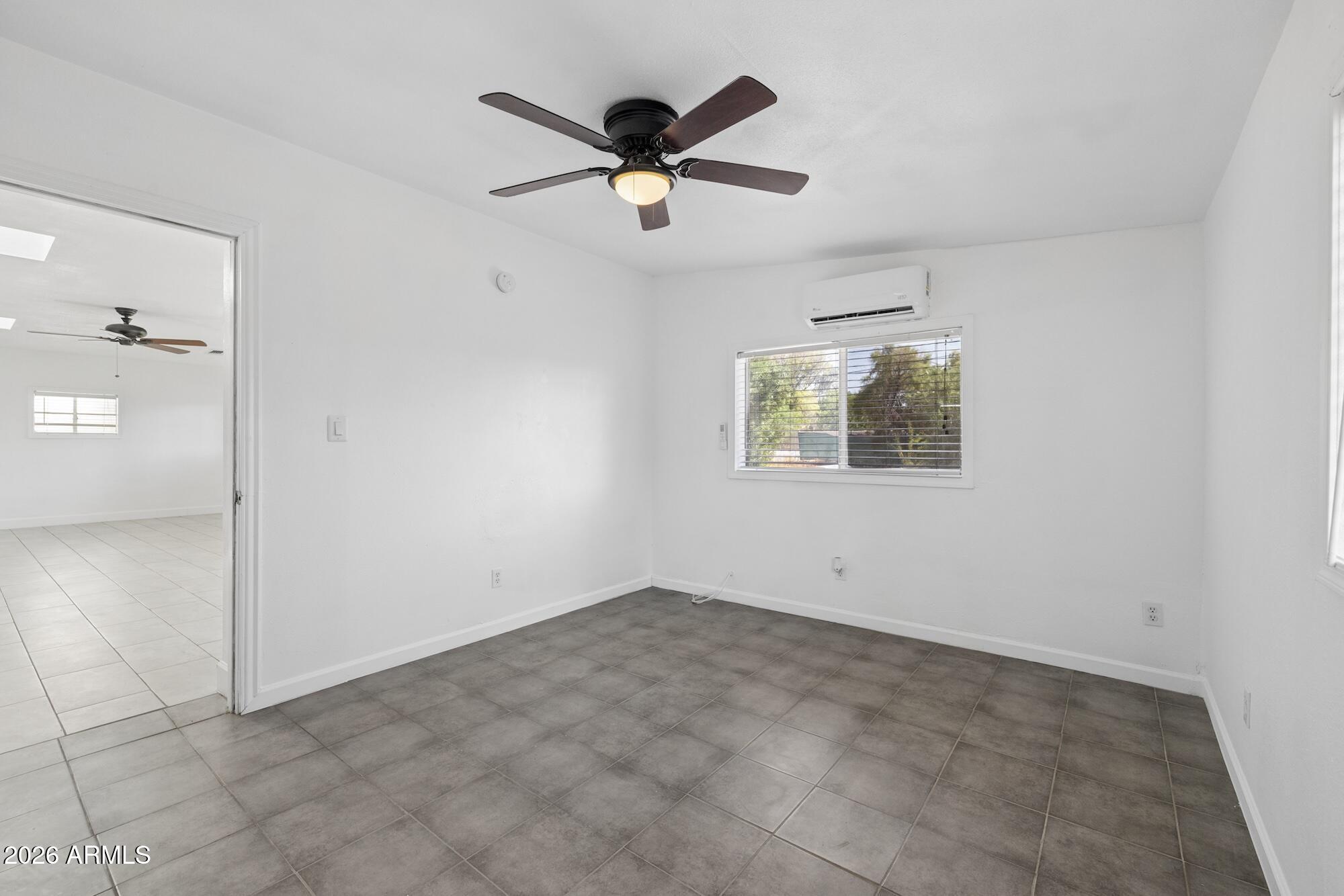 1611 E CEDAR Street