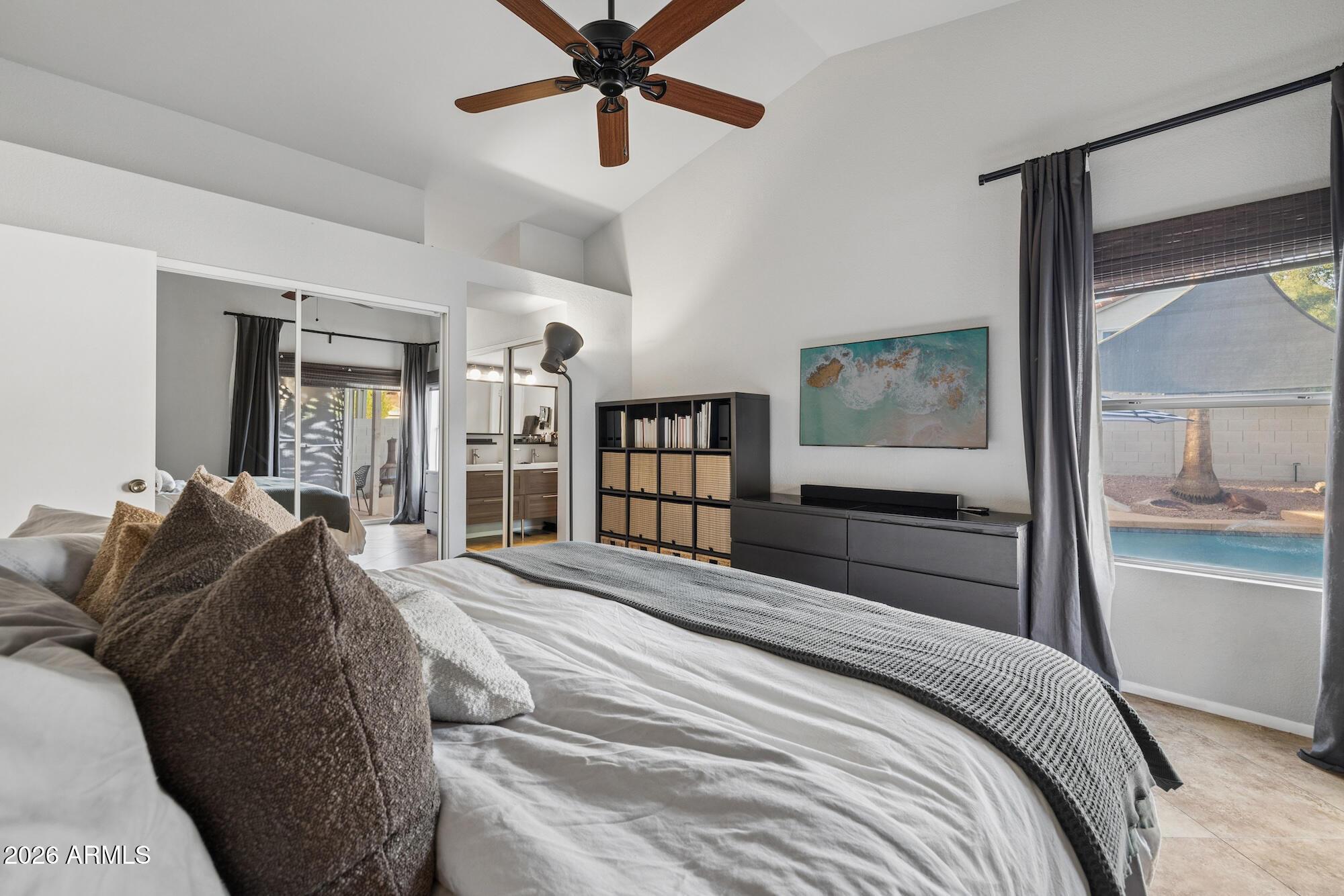 4056 E MOUNTAIN VISTA Drive
