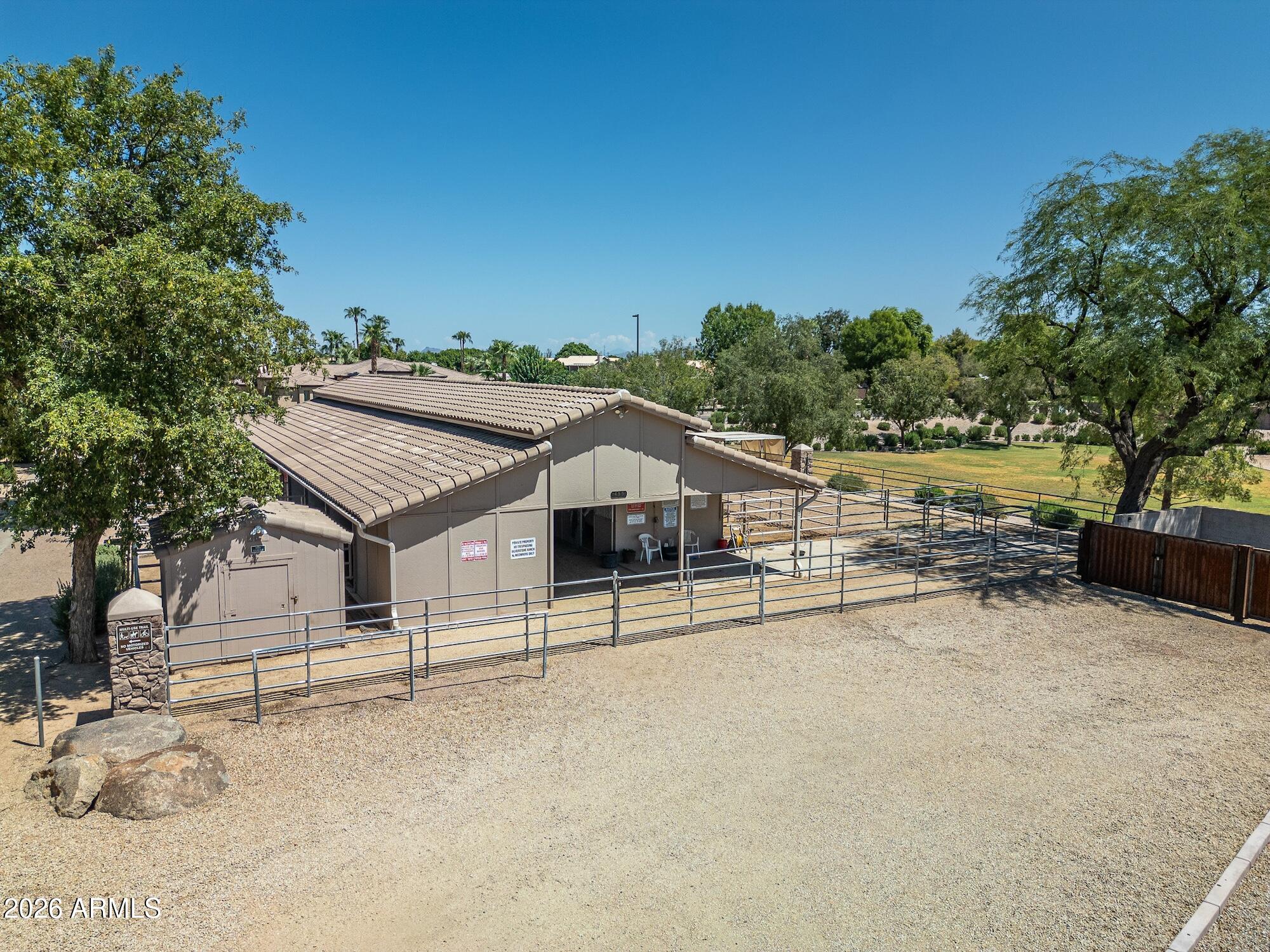 1550 E SAGEBRUSH Court