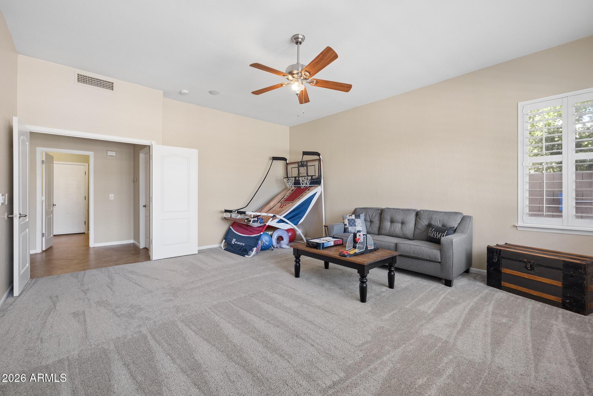 1550 E SAGEBRUSH Court