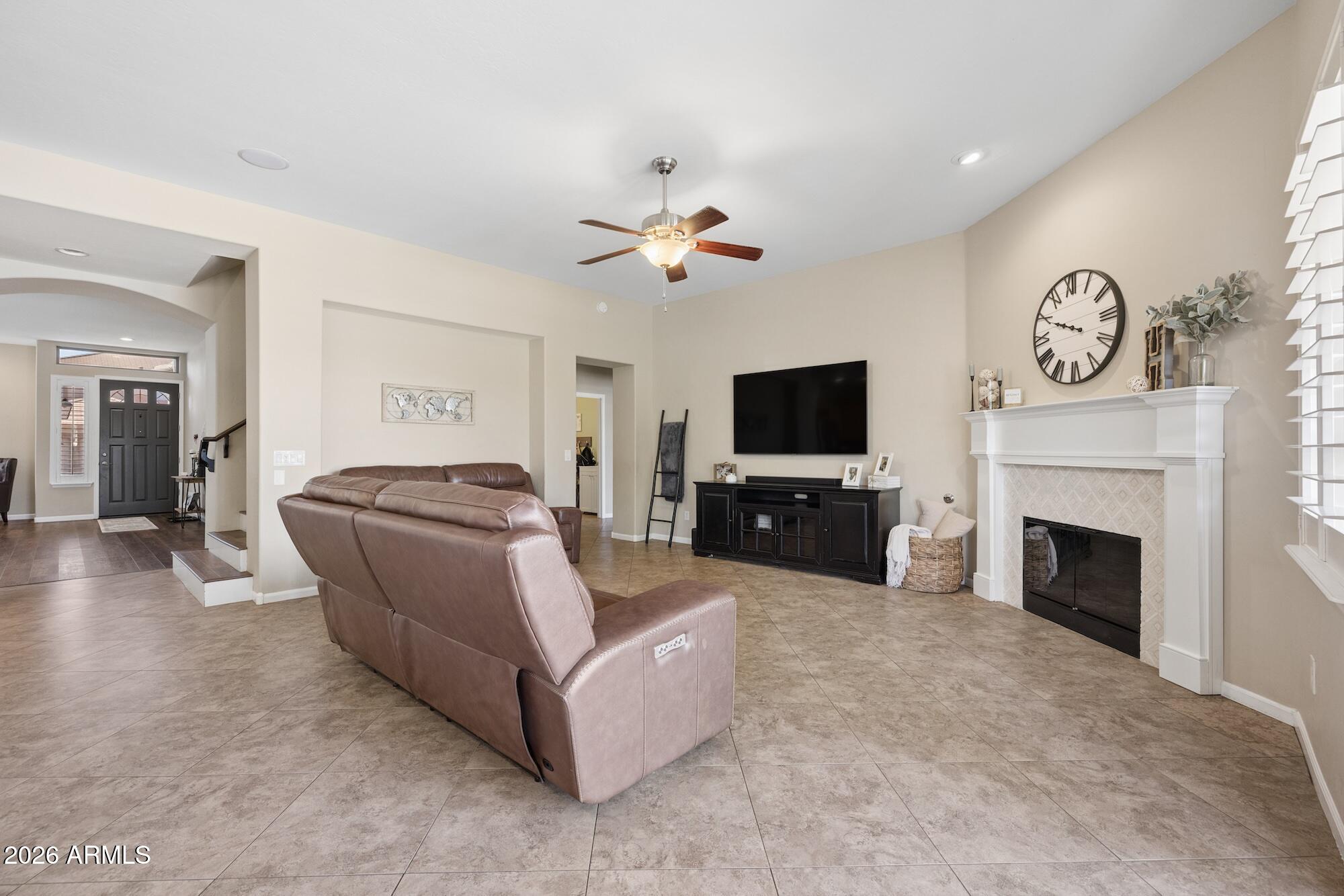 1550 E SAGEBRUSH Court