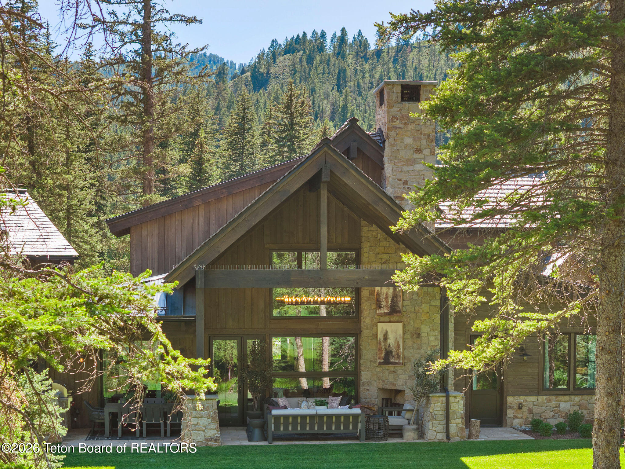 15610 S WAGON Road