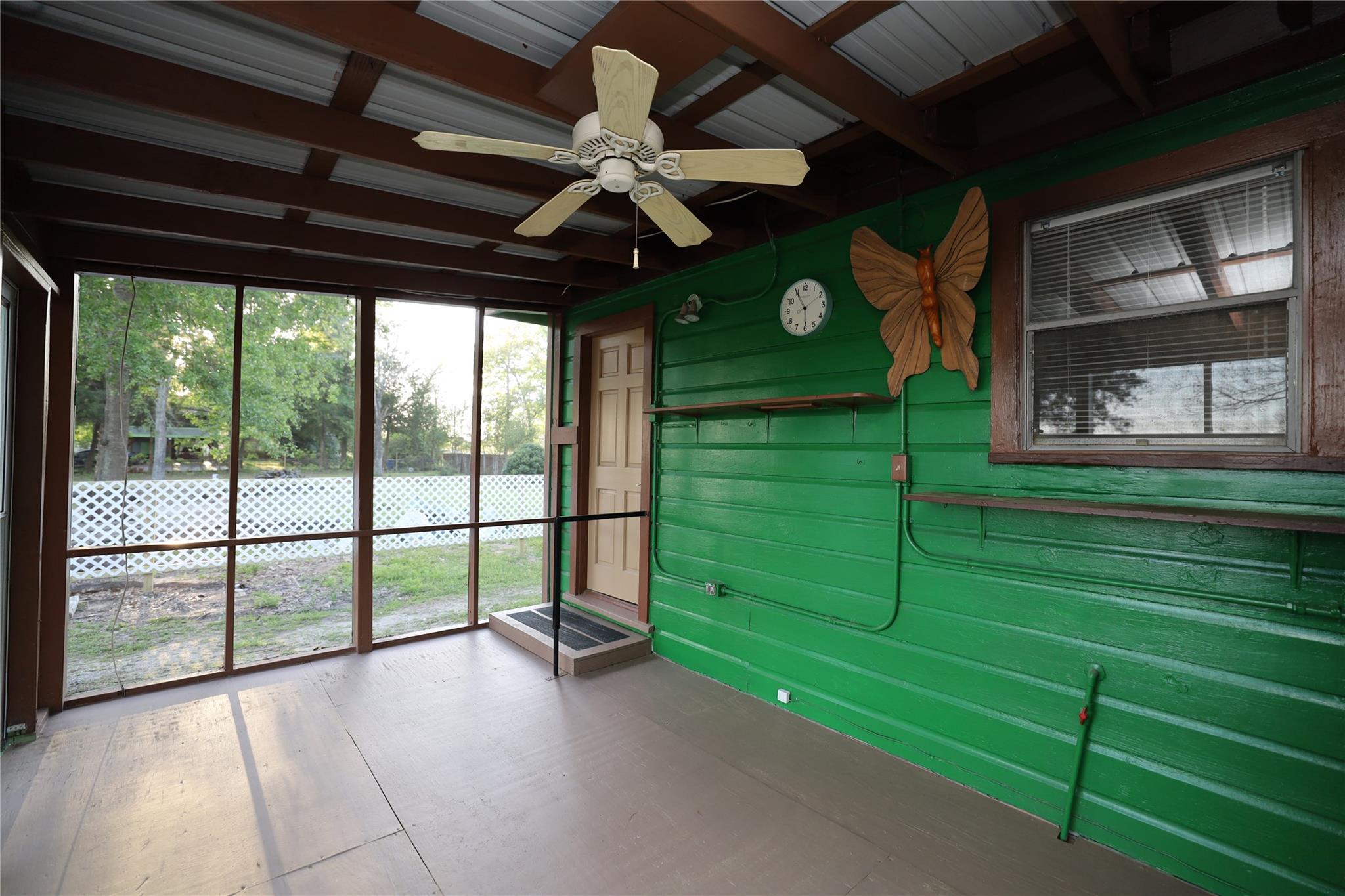 21702 E Memorial Drive