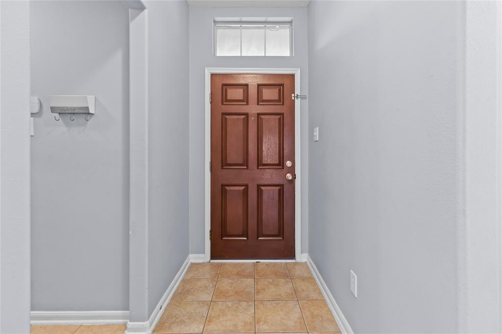 7454 Riven Oaks Court