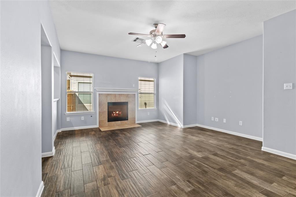 7454 Riven Oaks Court