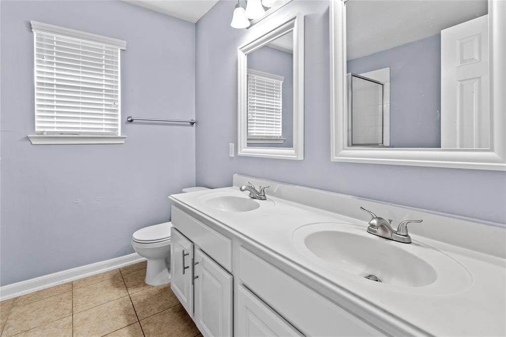 7454 Riven Oaks Court