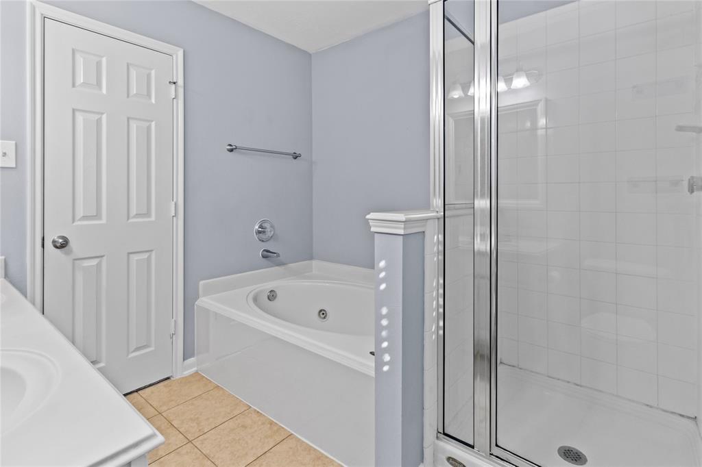 7454 Riven Oaks Court