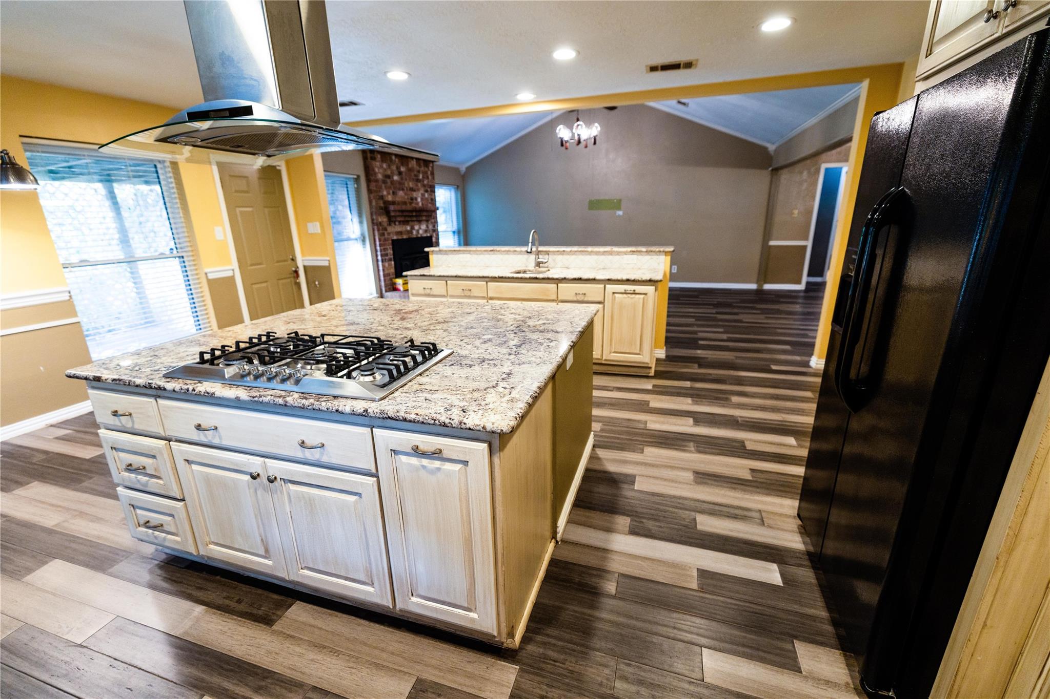 15050 Cardinal Trail