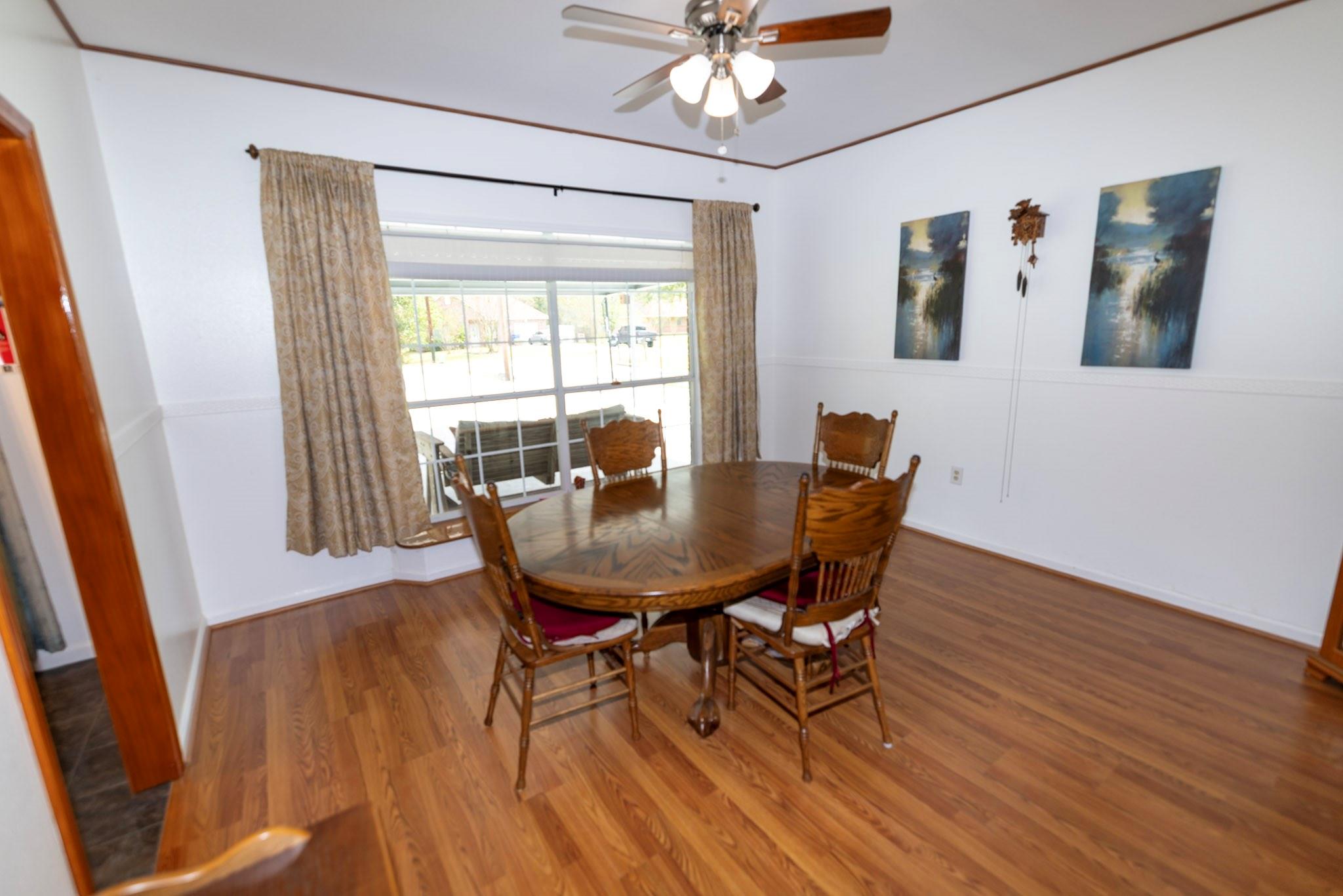 20910 Oakshade Drive