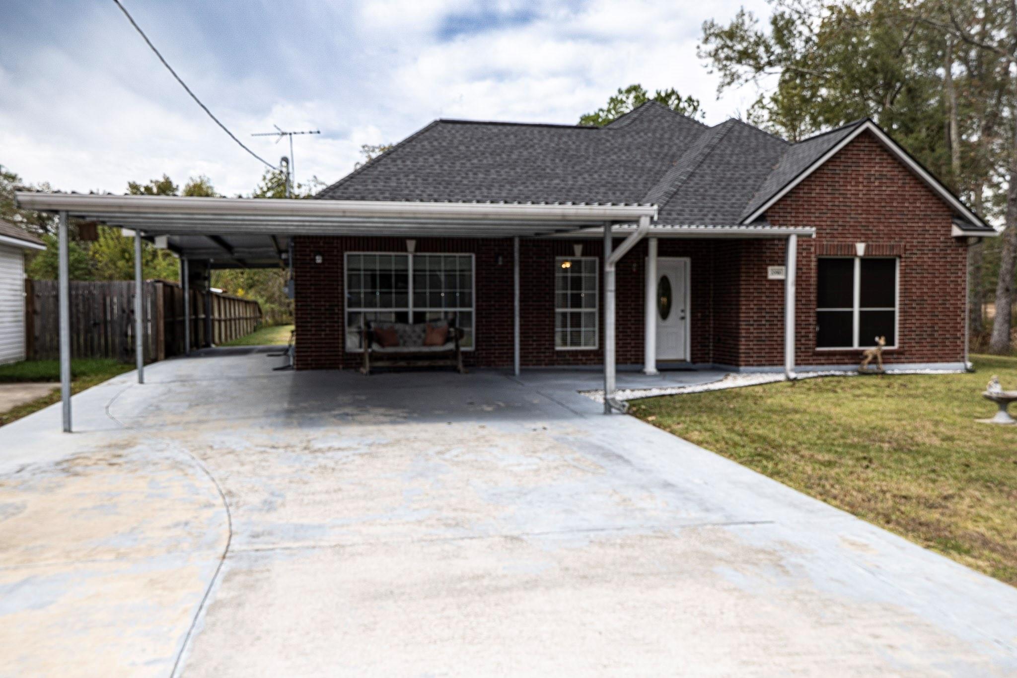 20910 Oakshade Drive