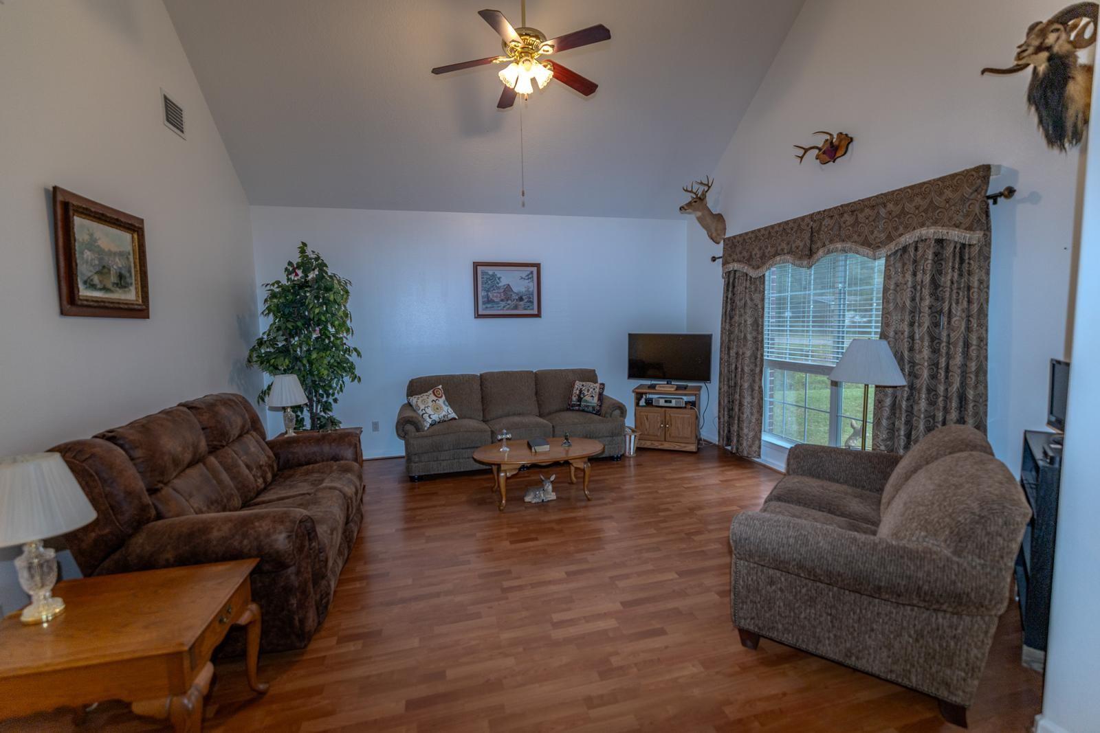 20910 Oakshade Drive