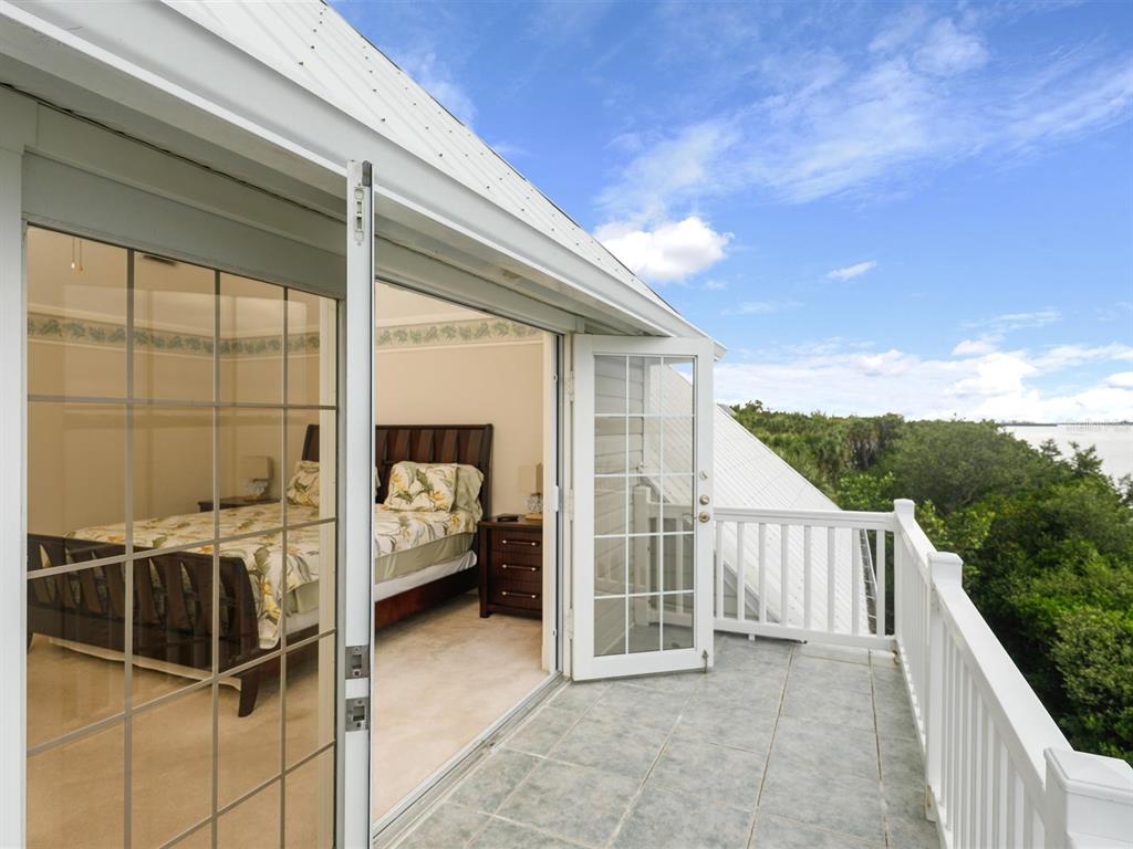41 LEMON BAY LANE