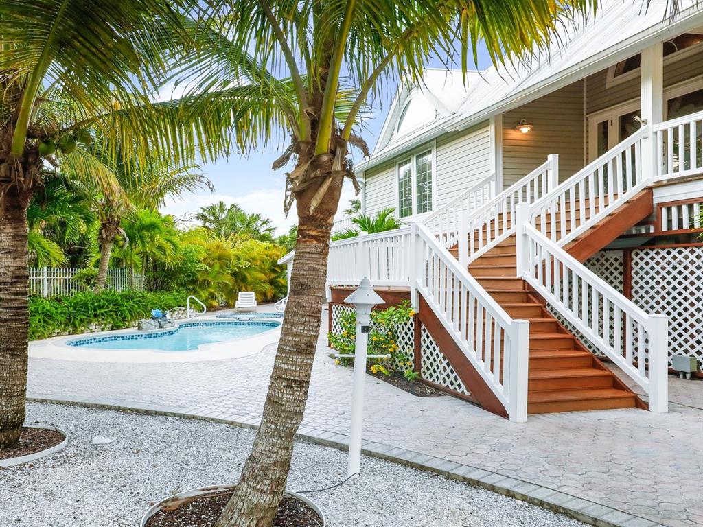 41 LEMON BAY LANE
