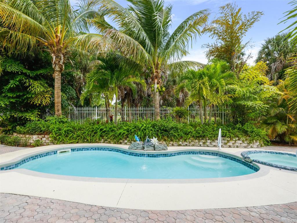 41 LEMON BAY LANE
