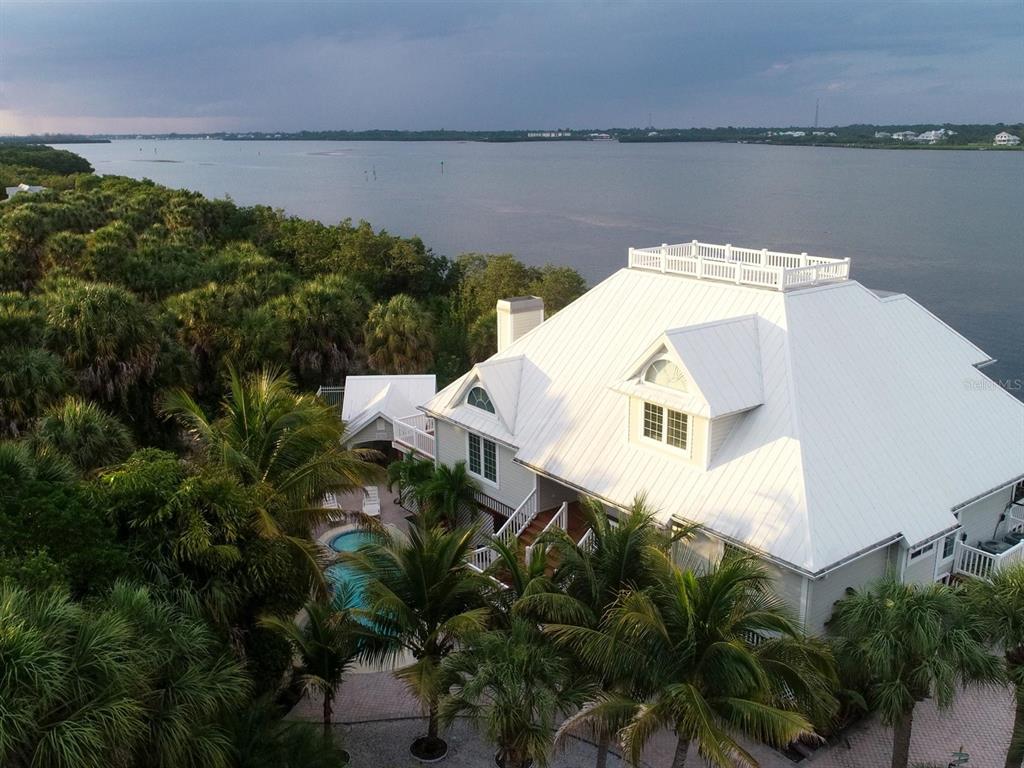 41 LEMON BAY LANE