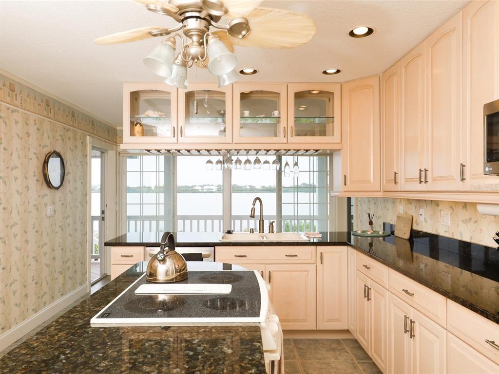 41 LEMON BAY LANE