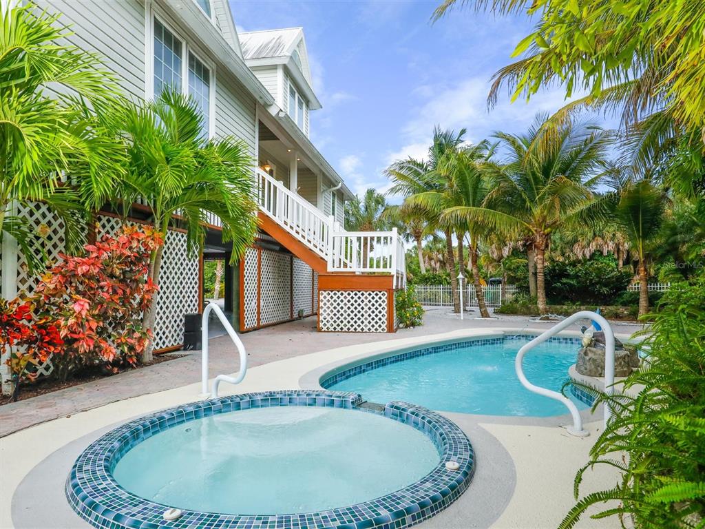 41 LEMON BAY LANE
